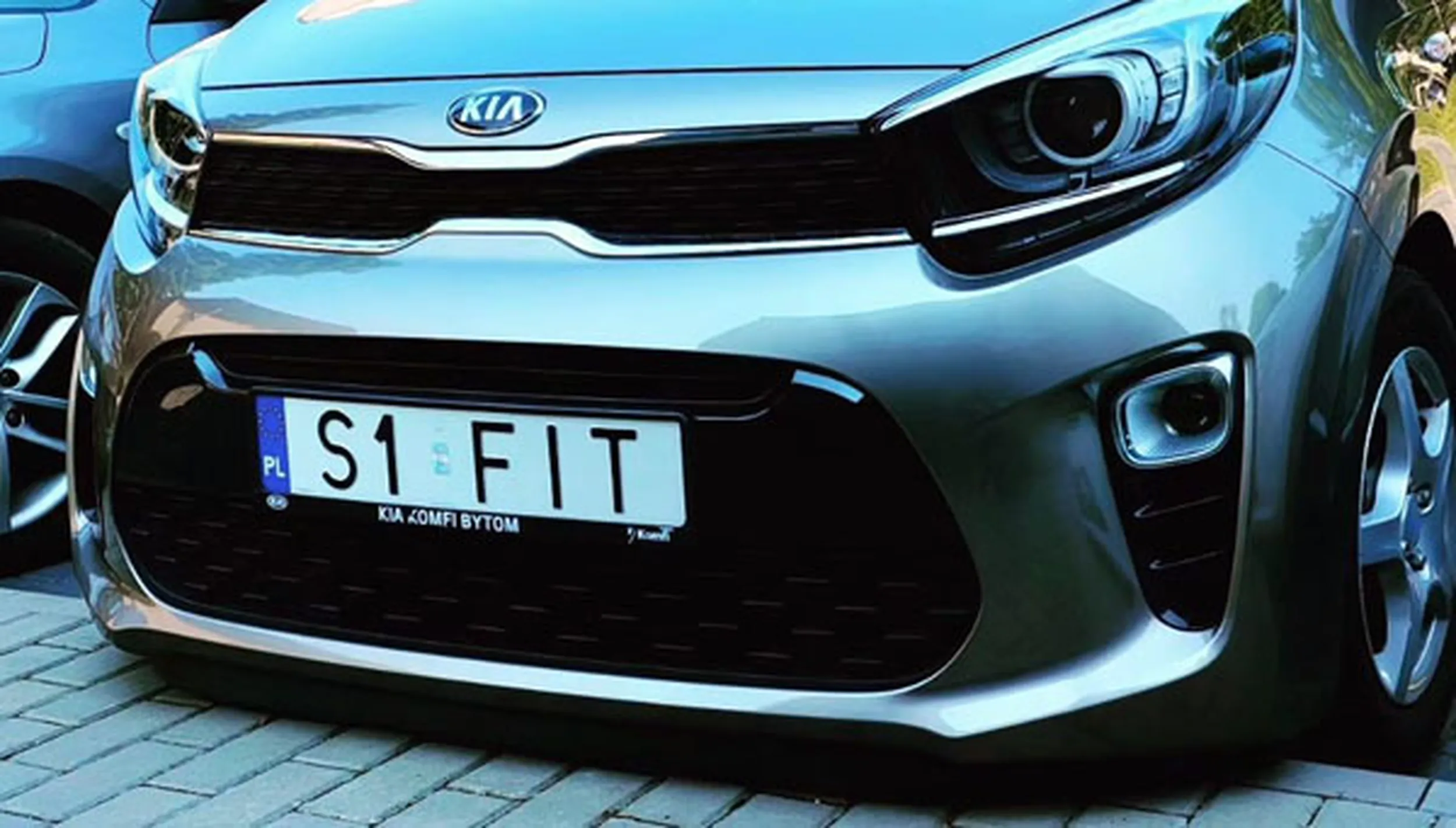 Fajny numer, blacha S1 FIT