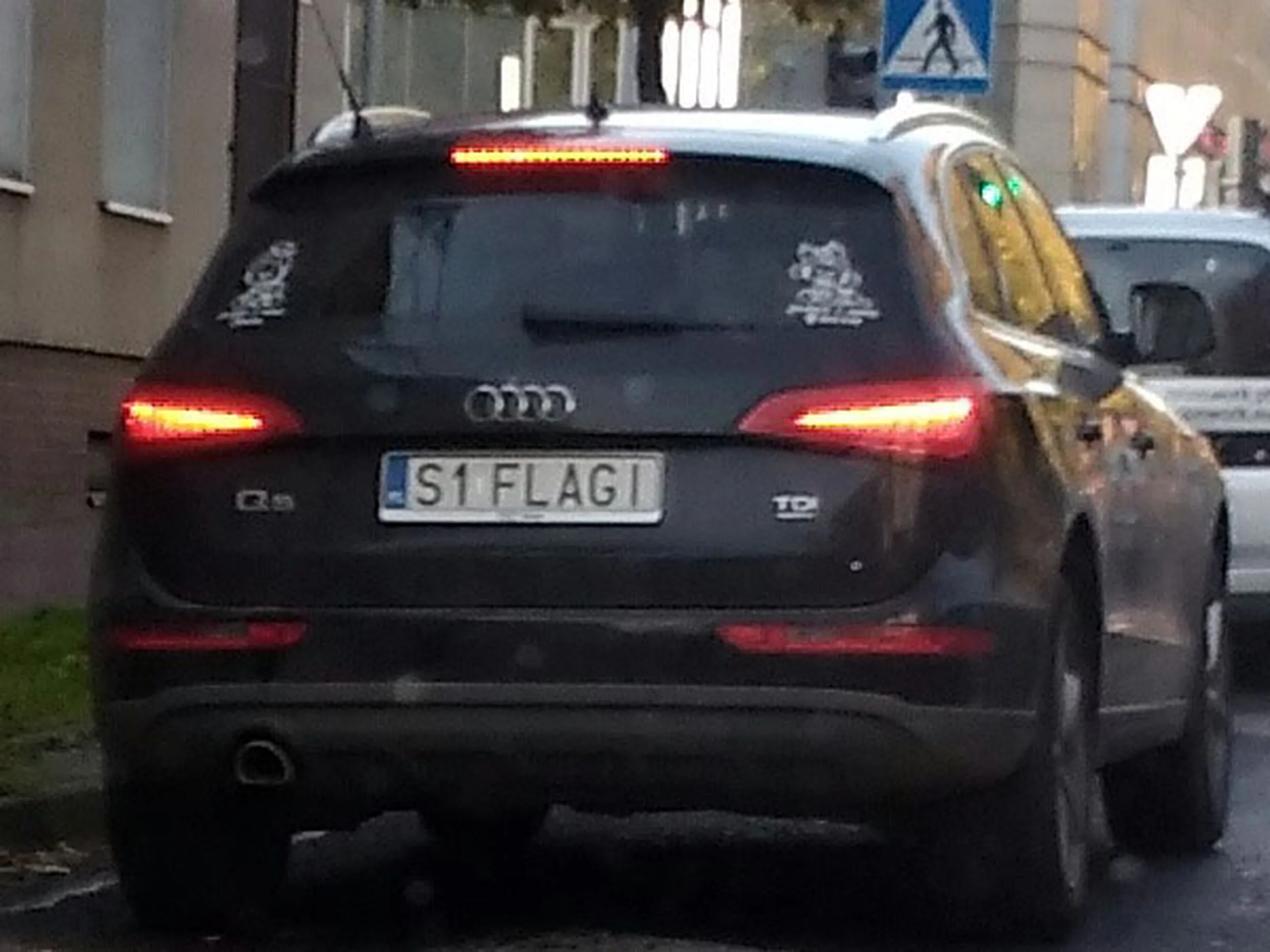 Fajny numer, blacha S1 FLAGI