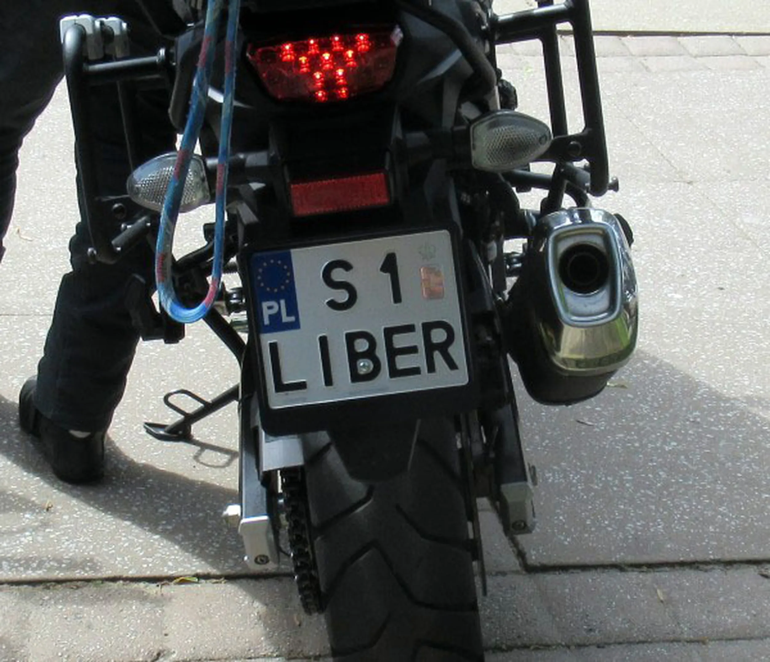 Fajny numer, blacha S1 LIBER