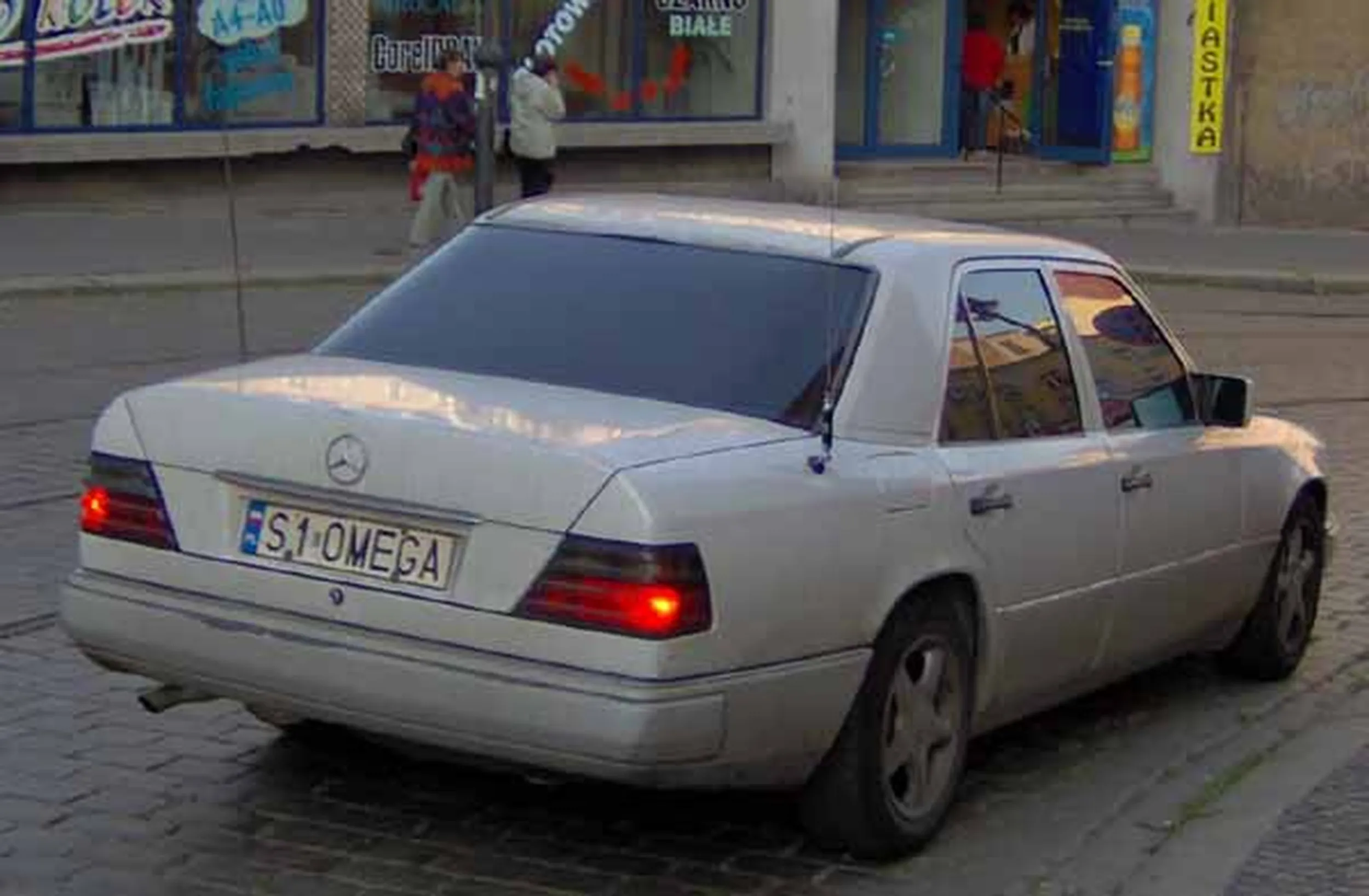 Fajny numer, blacha S1 OMEGA