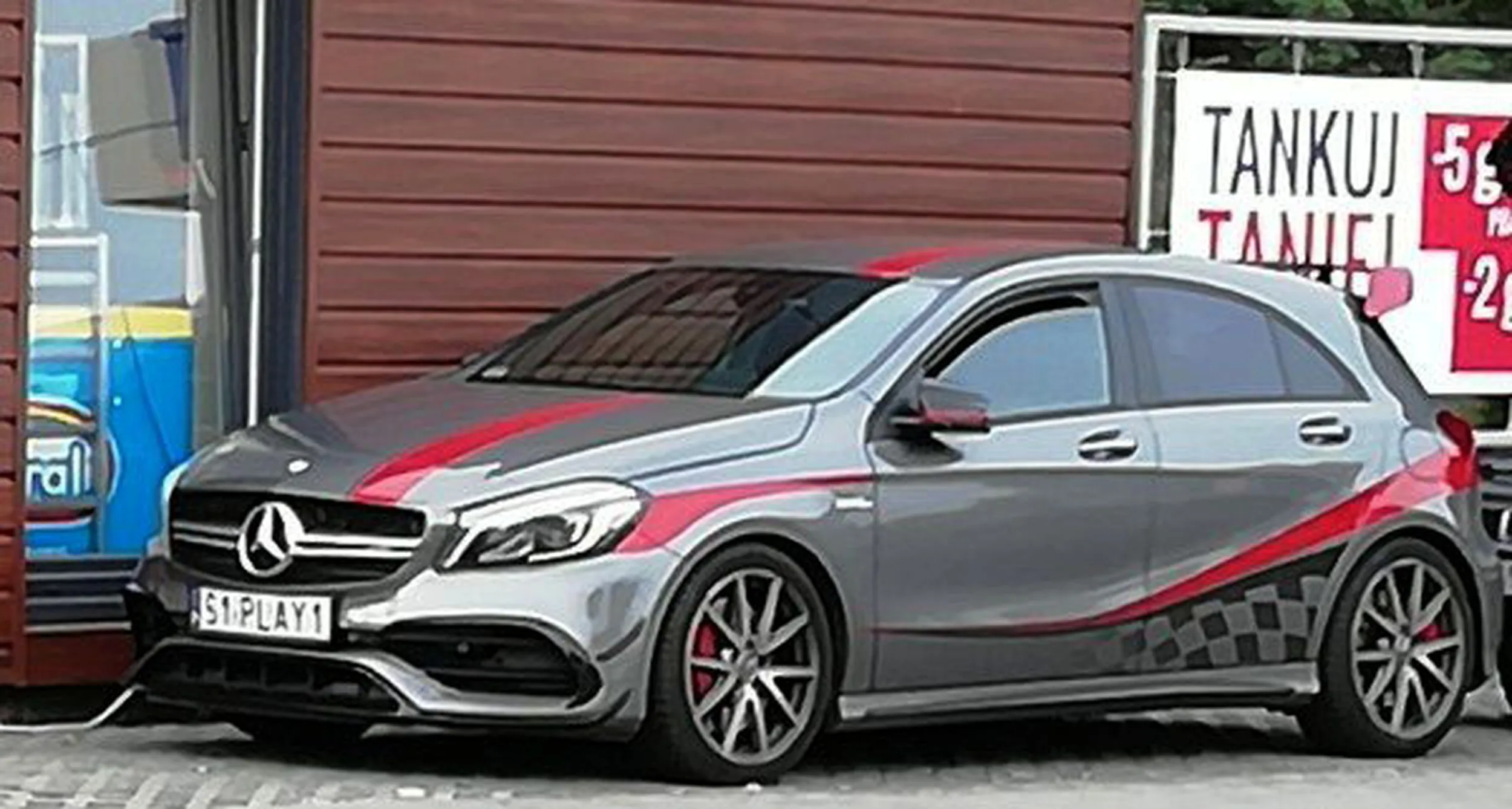 Fajny numer, blacha S1 PLAY1