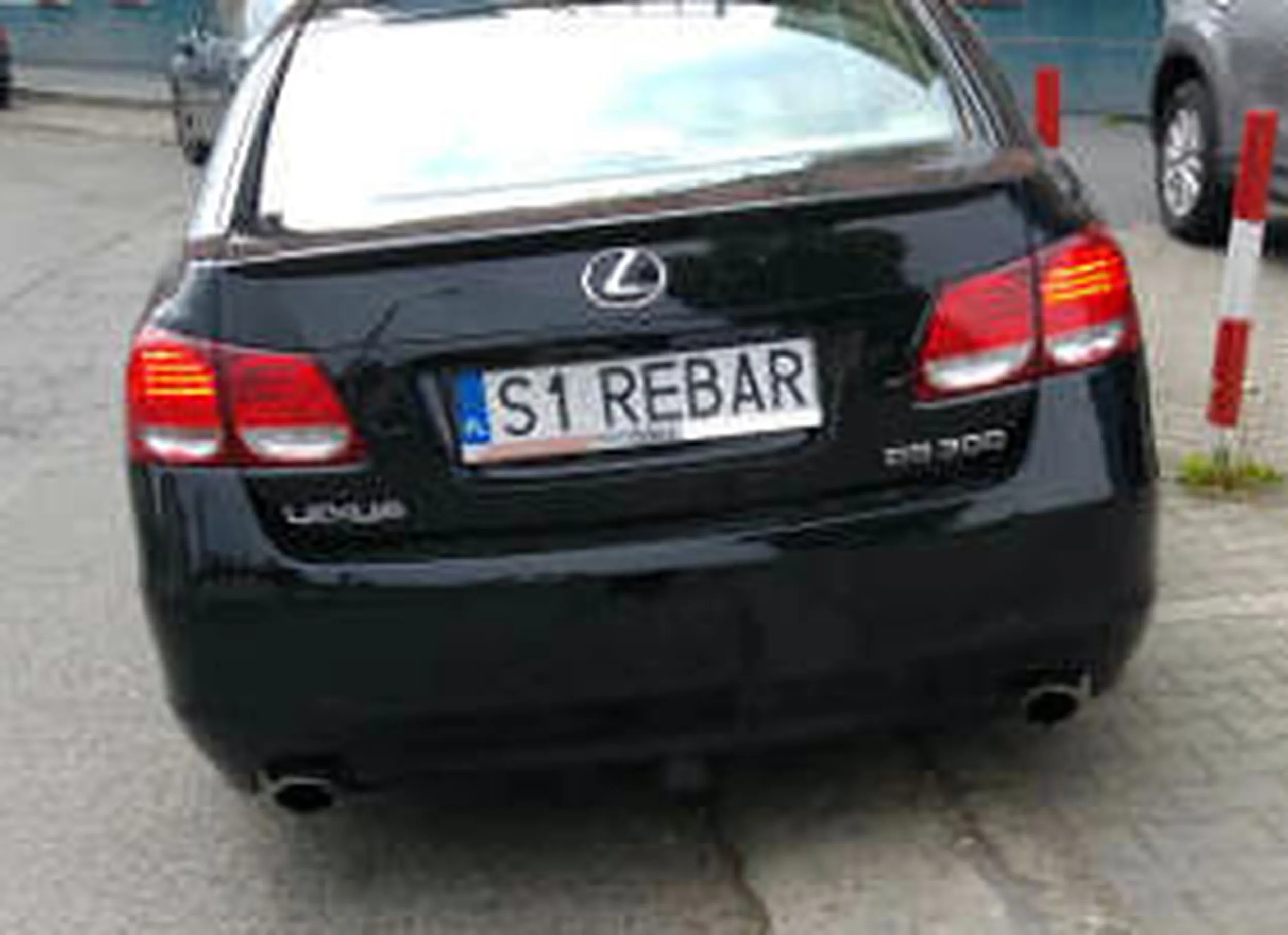 Fajny numer, blacha S1 REBAR