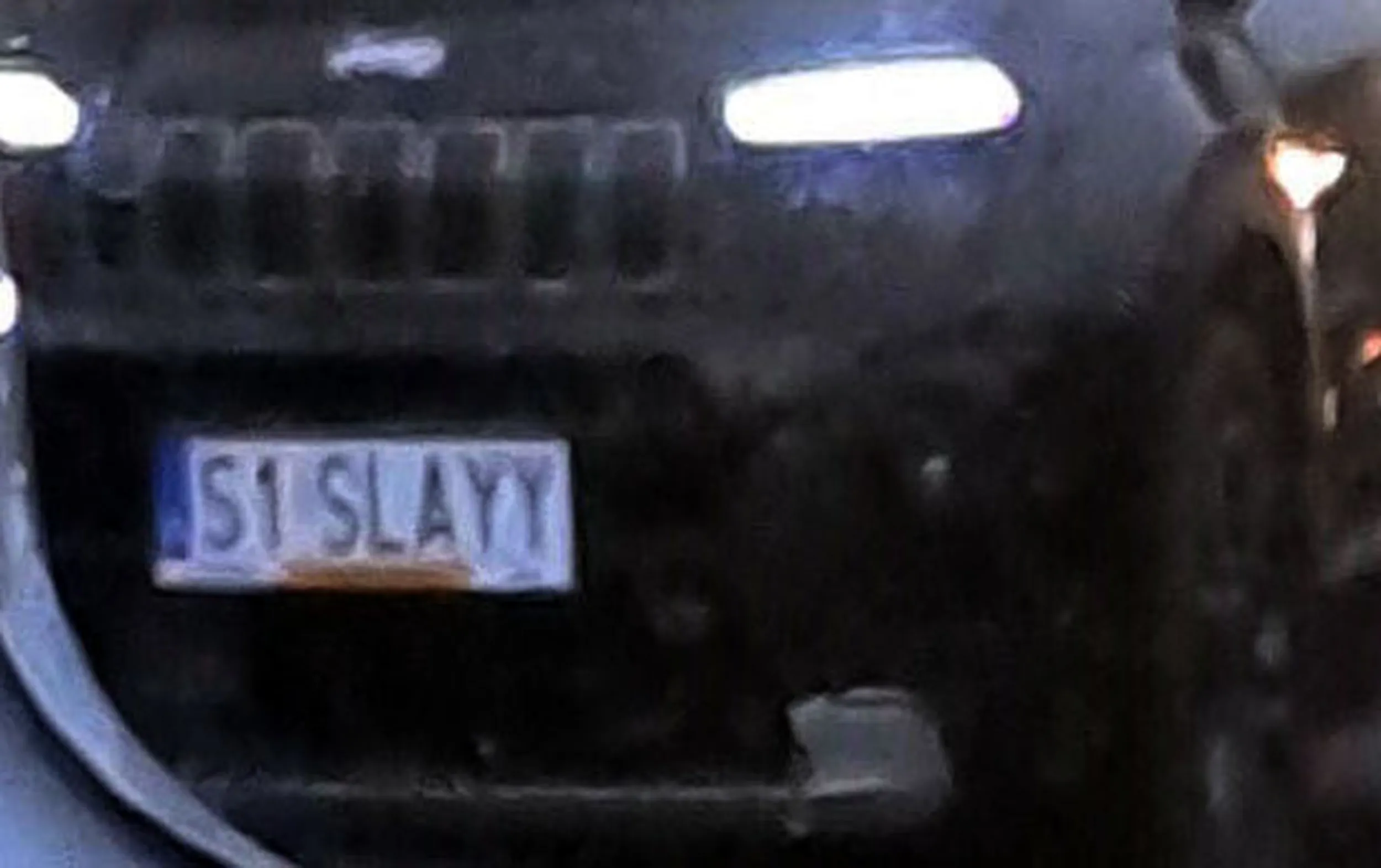 Fajny numer, blacha S1 SLAYY