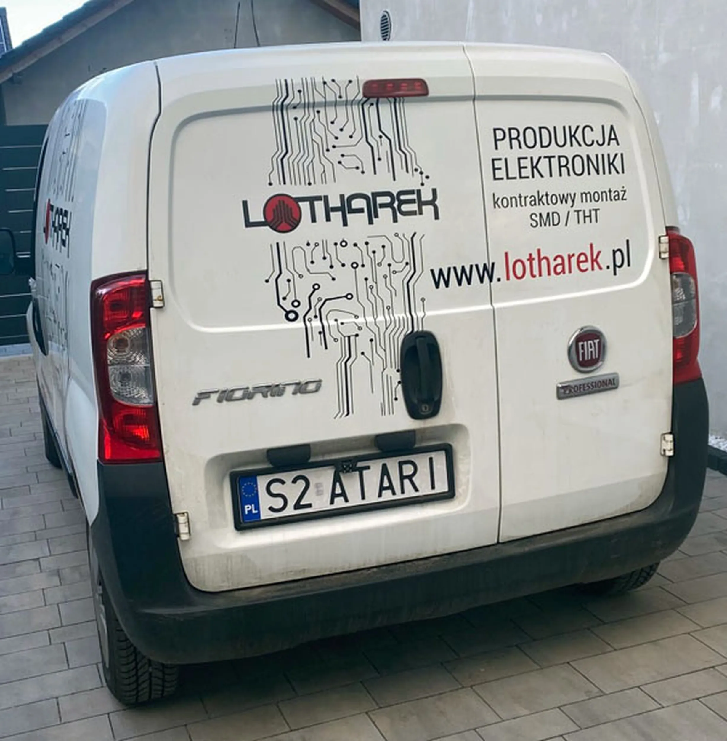 Fajny numer, blacha S2 ATARI