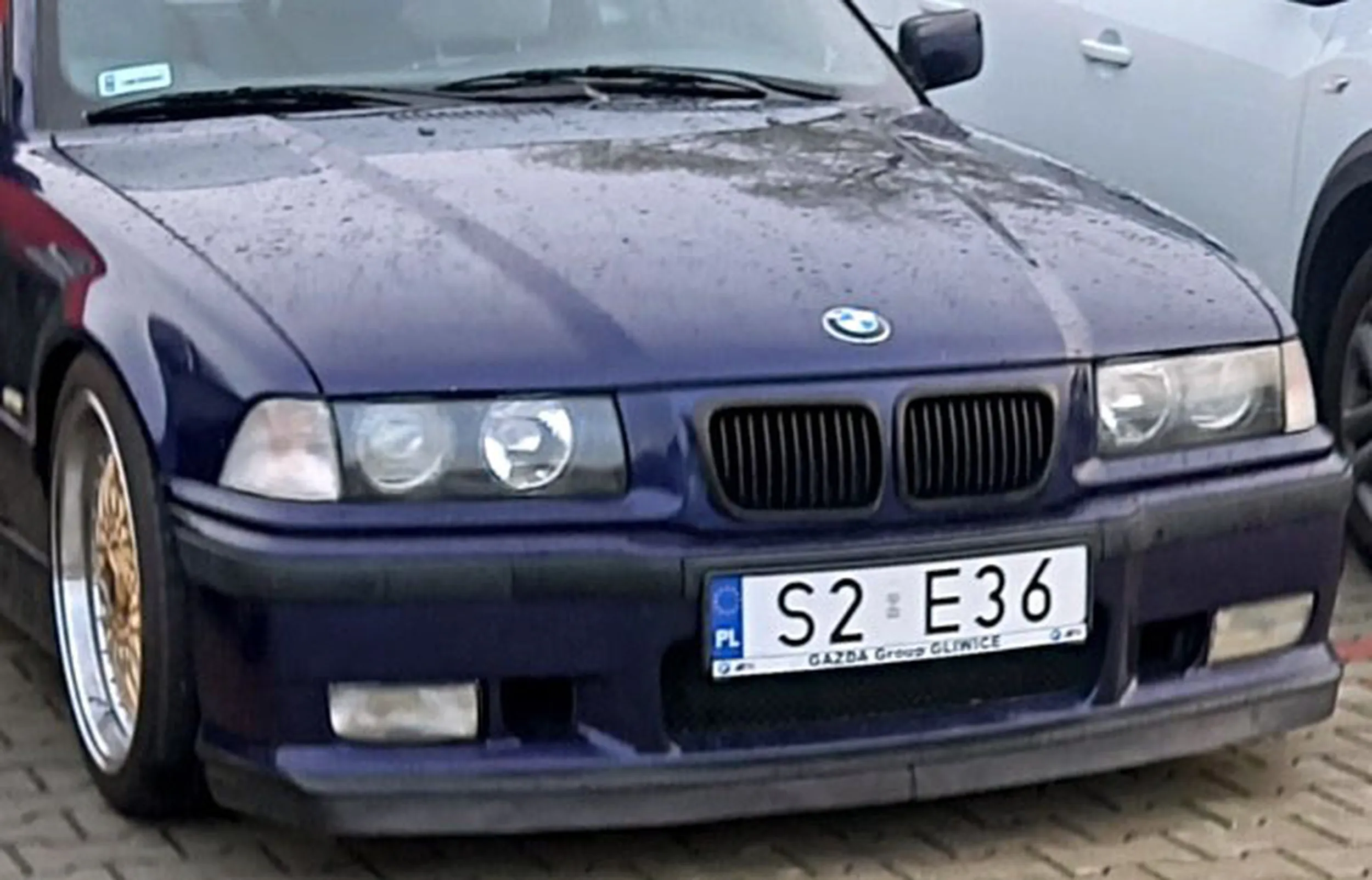 Fajny numer, blacha S2 E36