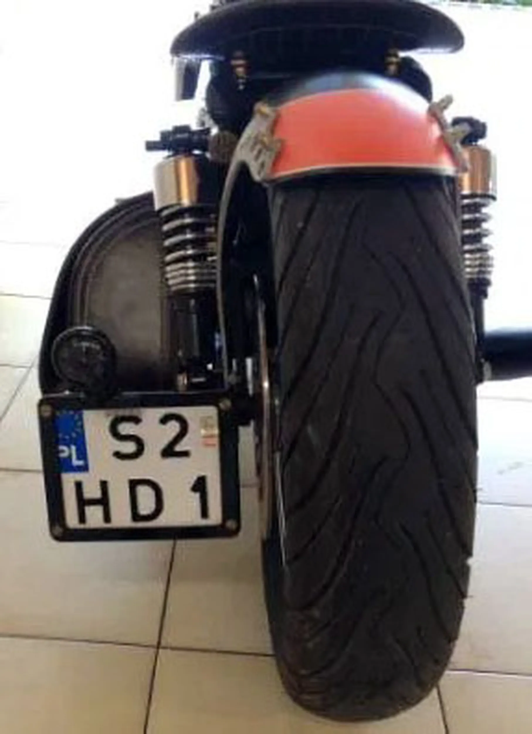 Fajny numer, blacha S2 HD1