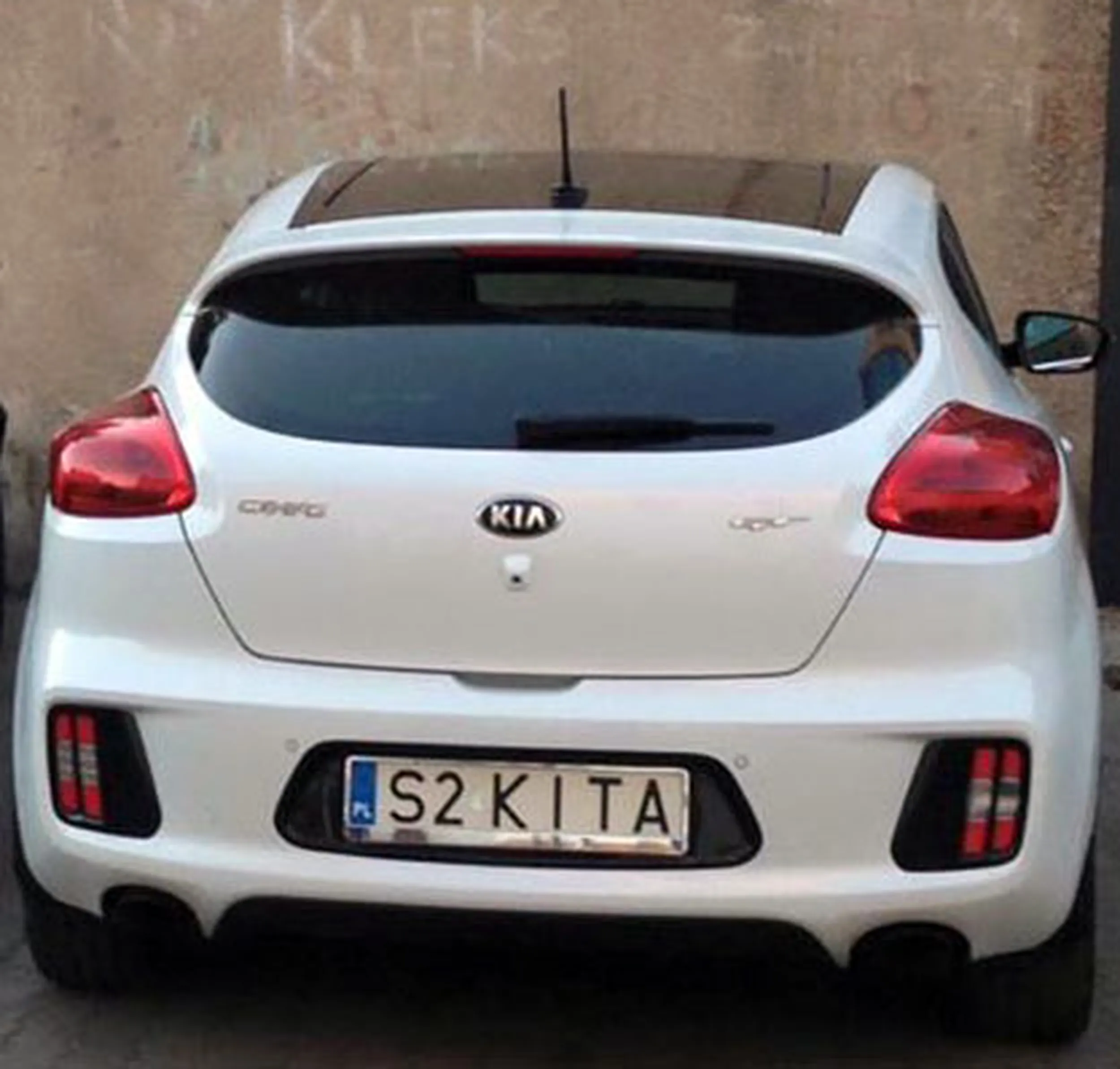 Fajny numer, blacha S2 KITA