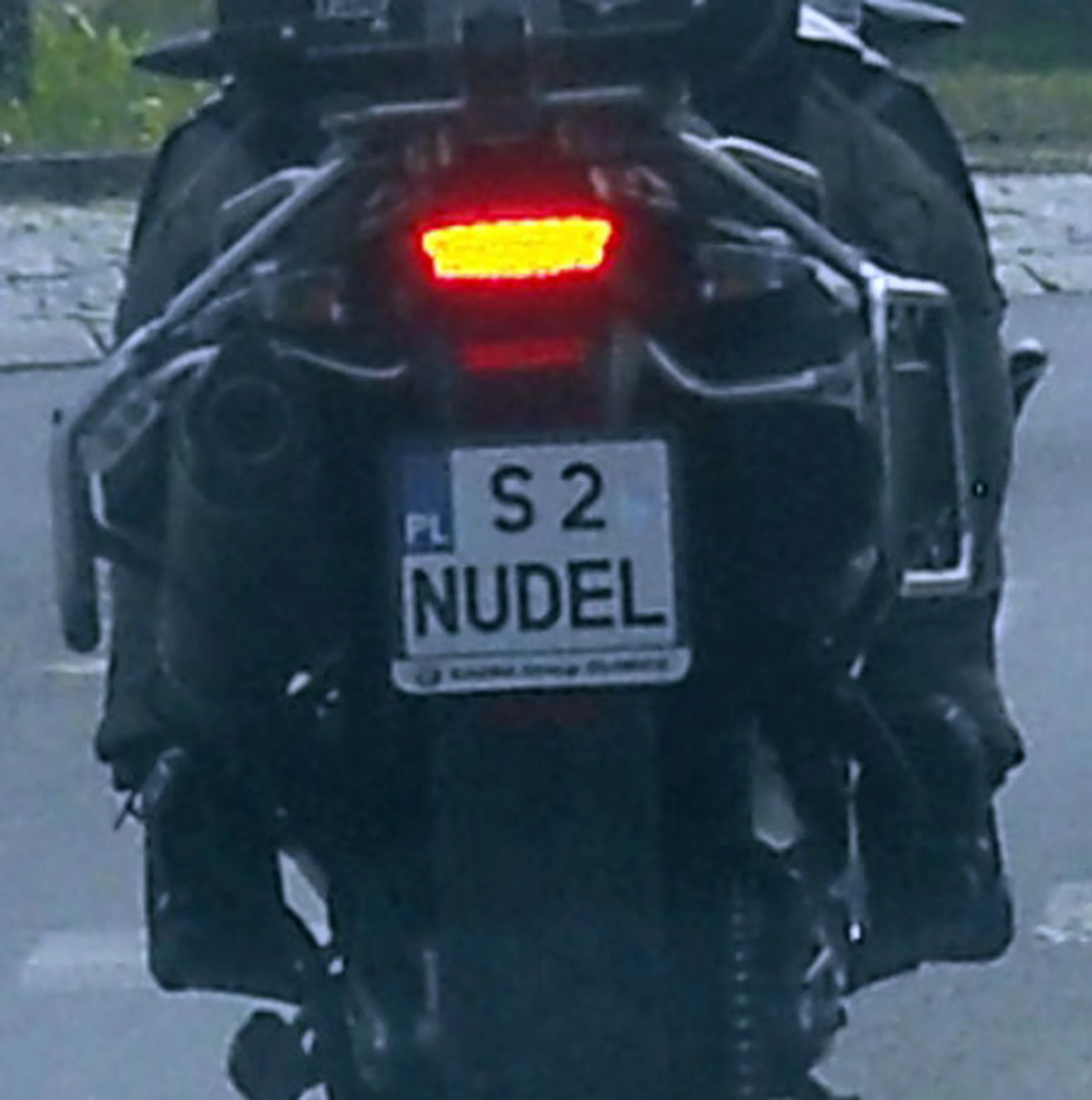 Fajny numer, blacha S2 NUDEL