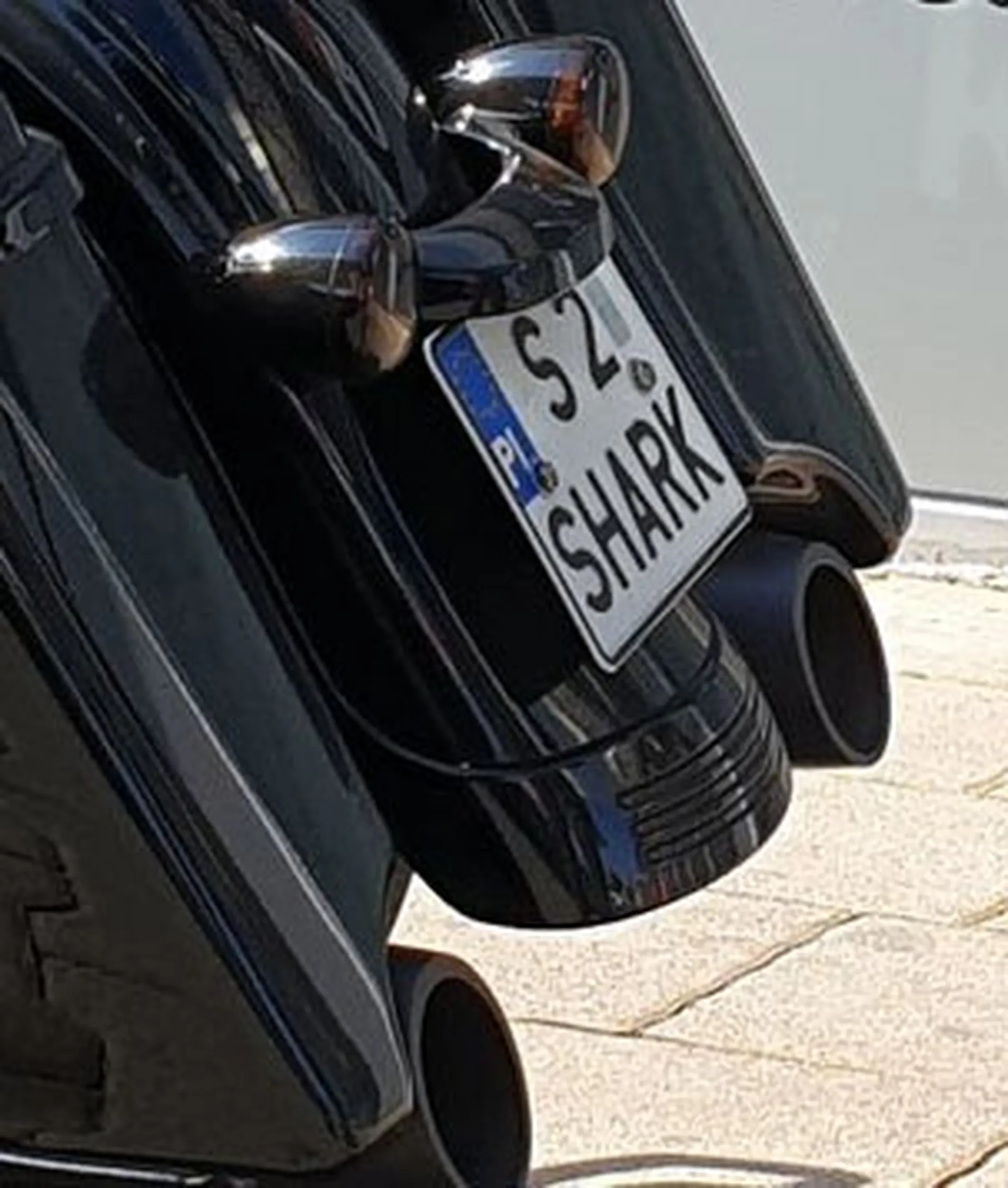 Fajny numer, blacha S2 SHARK