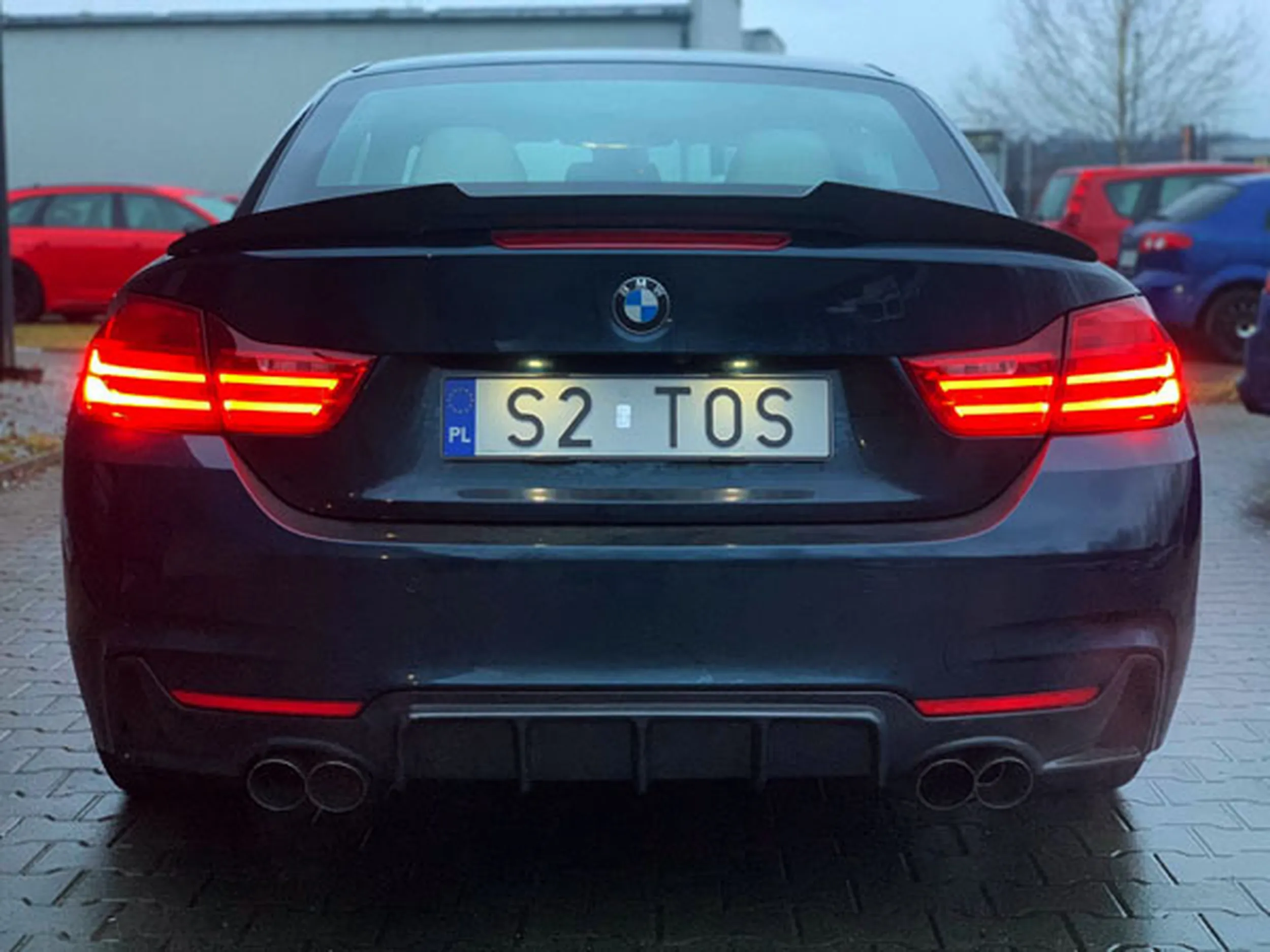 Fajny numer, blacha S2 TOS