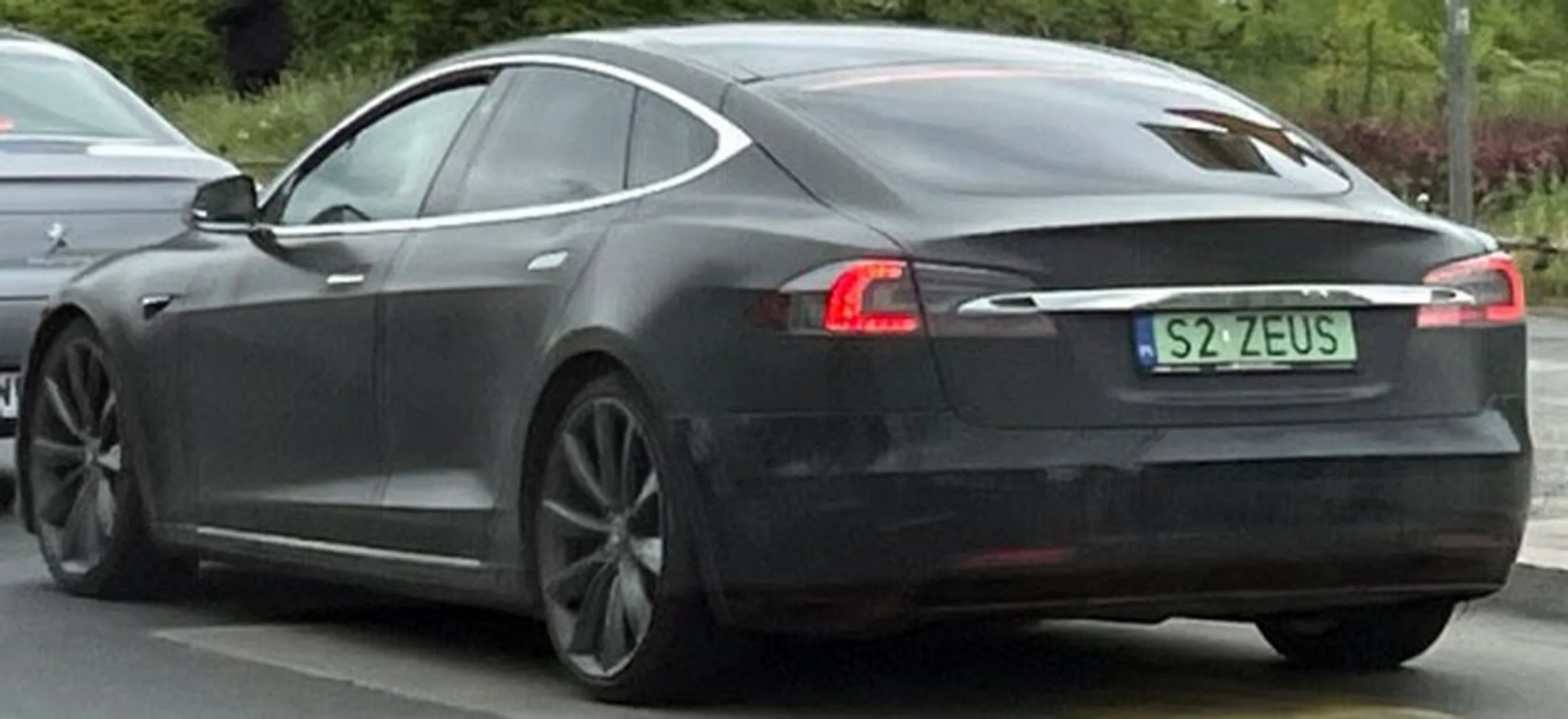 Fajny numer, blacha S2 ZEUS