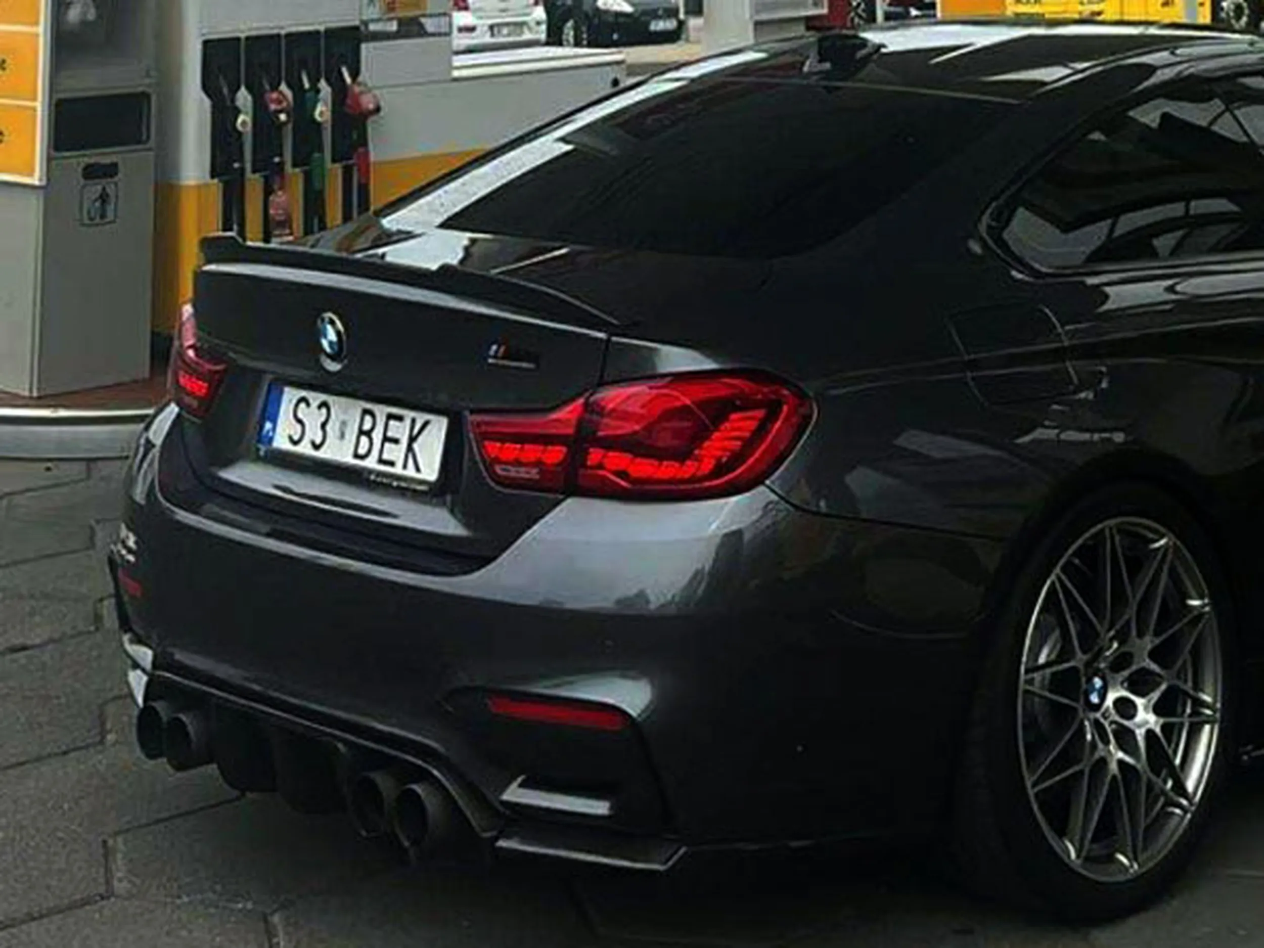 Fajny numer, blacha S3 BEK