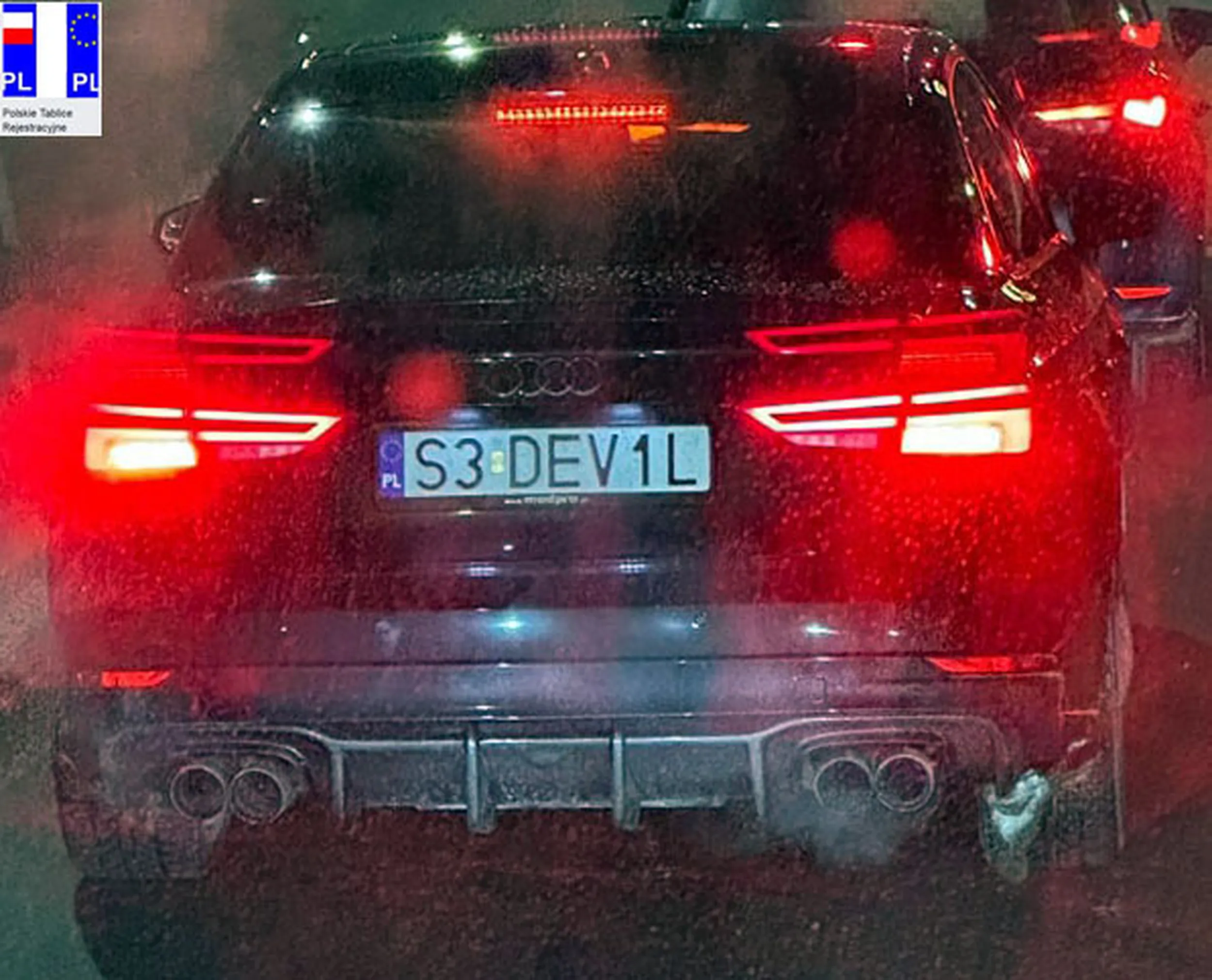 Fajny numer, blacha S3 DEV1L