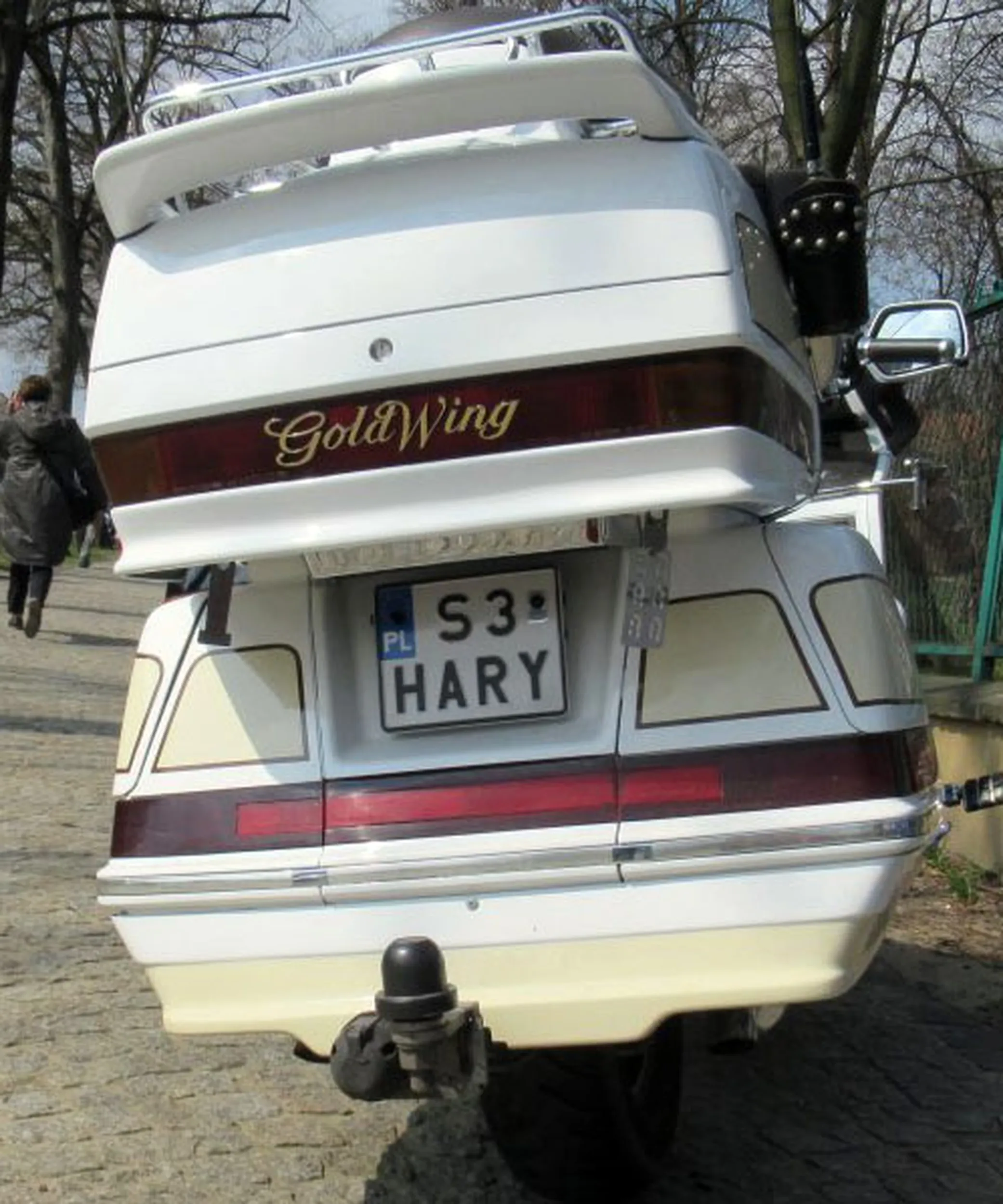 Fajny numer, blacha S3 HARY