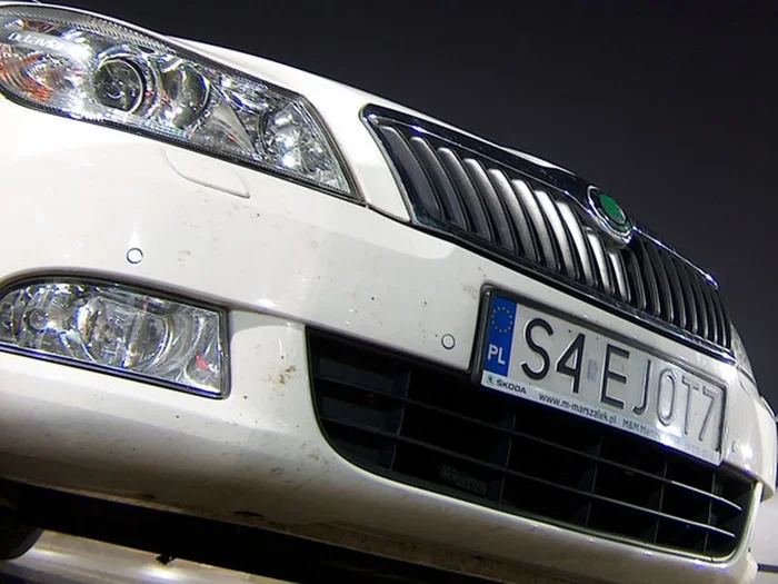 Fajny numer, blacha S4 EJOT7