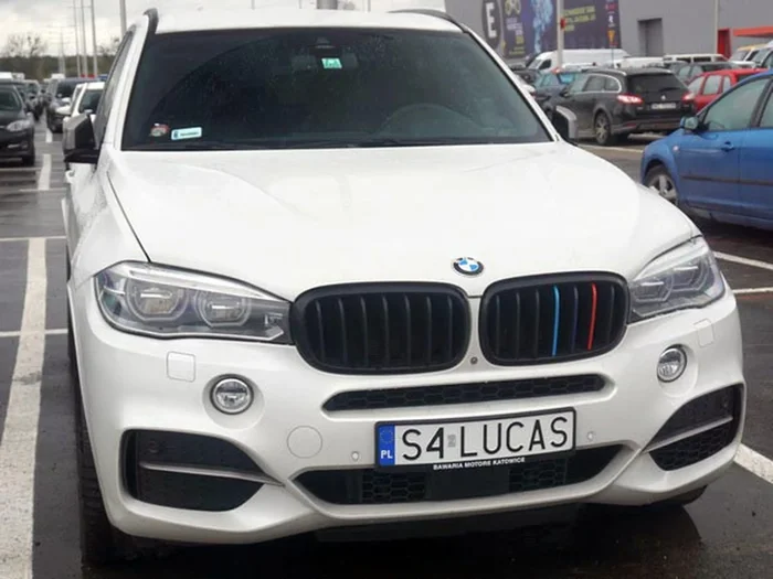 Fajny numer, blacha S4 LUCAS