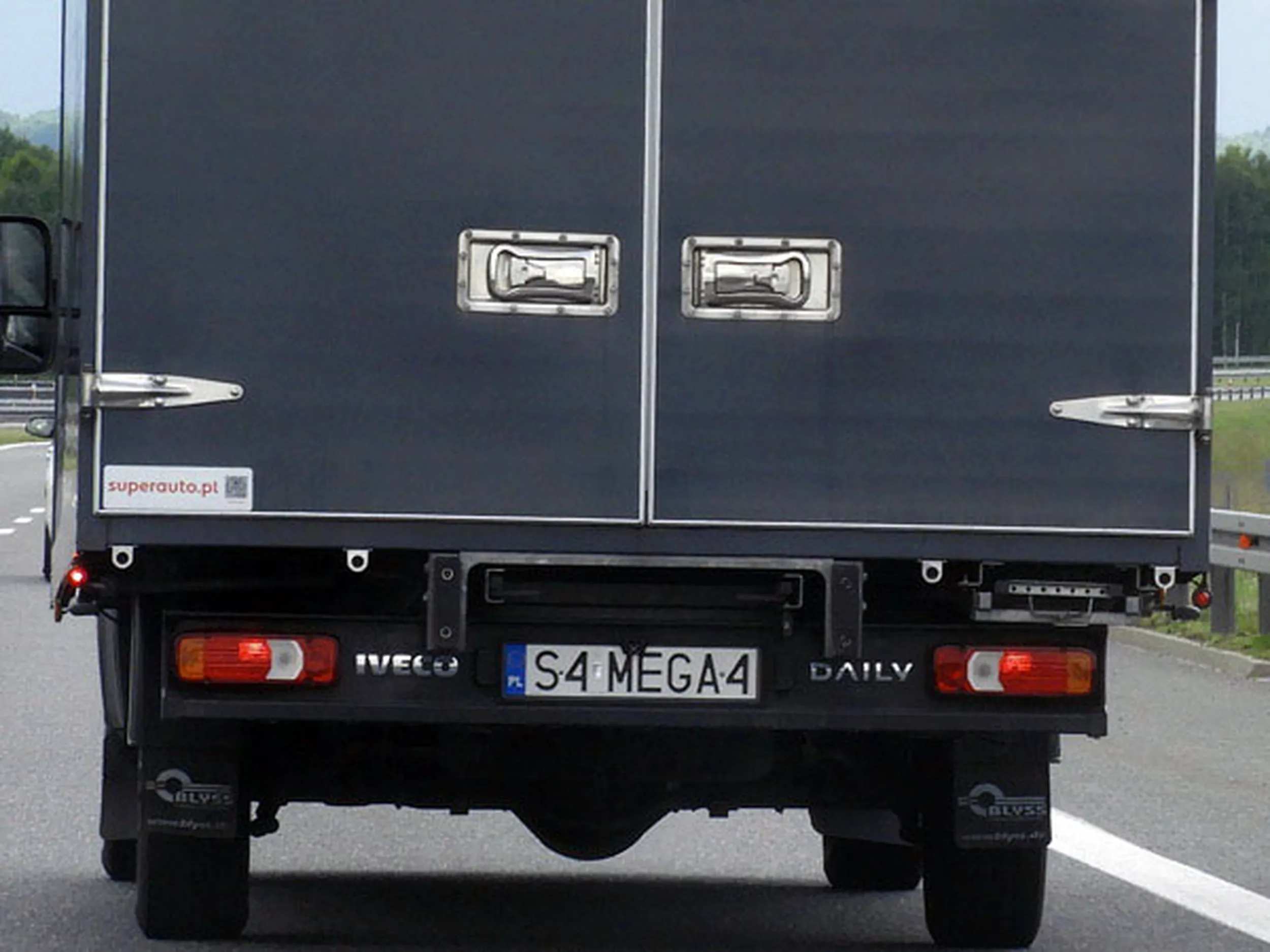 Fajny numer, blacha S4 MEGA4