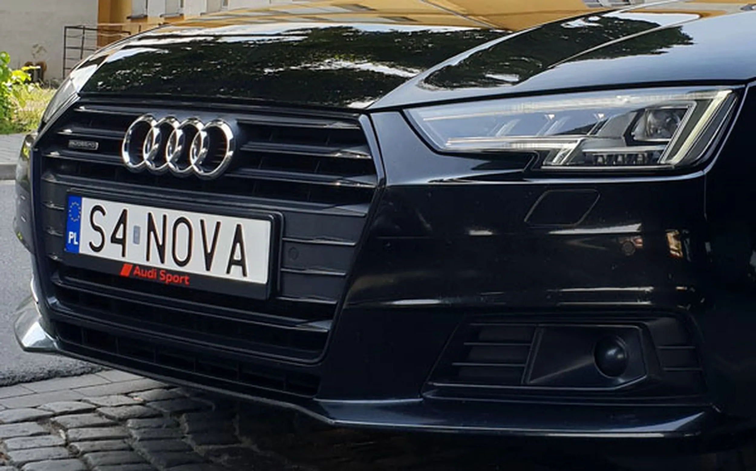 Fajny numer, blacha S4 NOVA