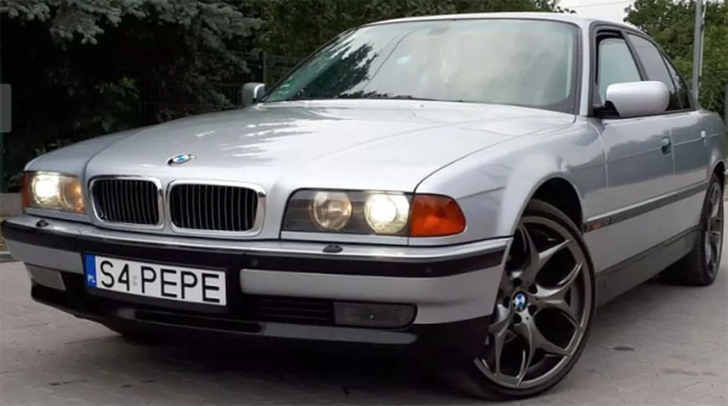 Fajny numer, blacha S4 PEPE