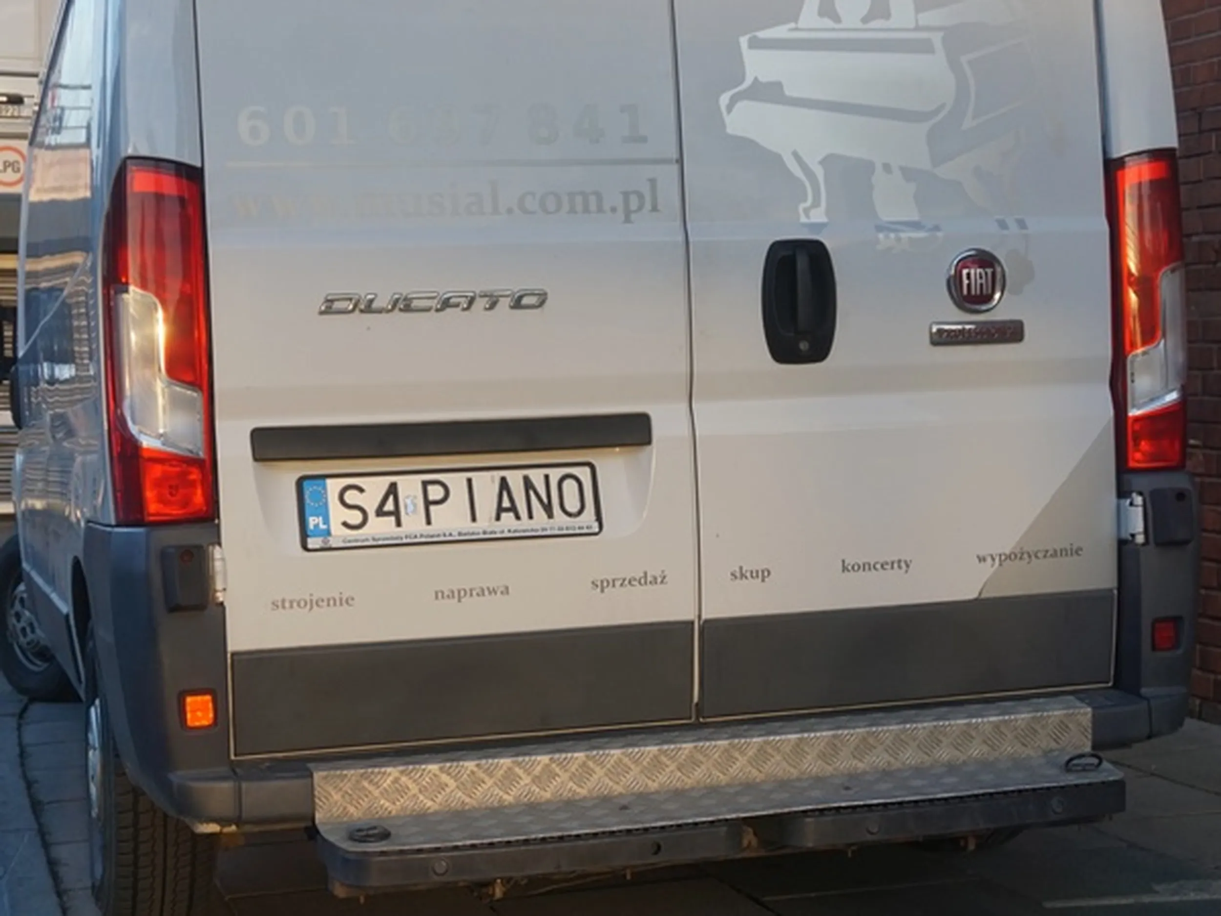 Fajny numer, blacha S4 PIANO