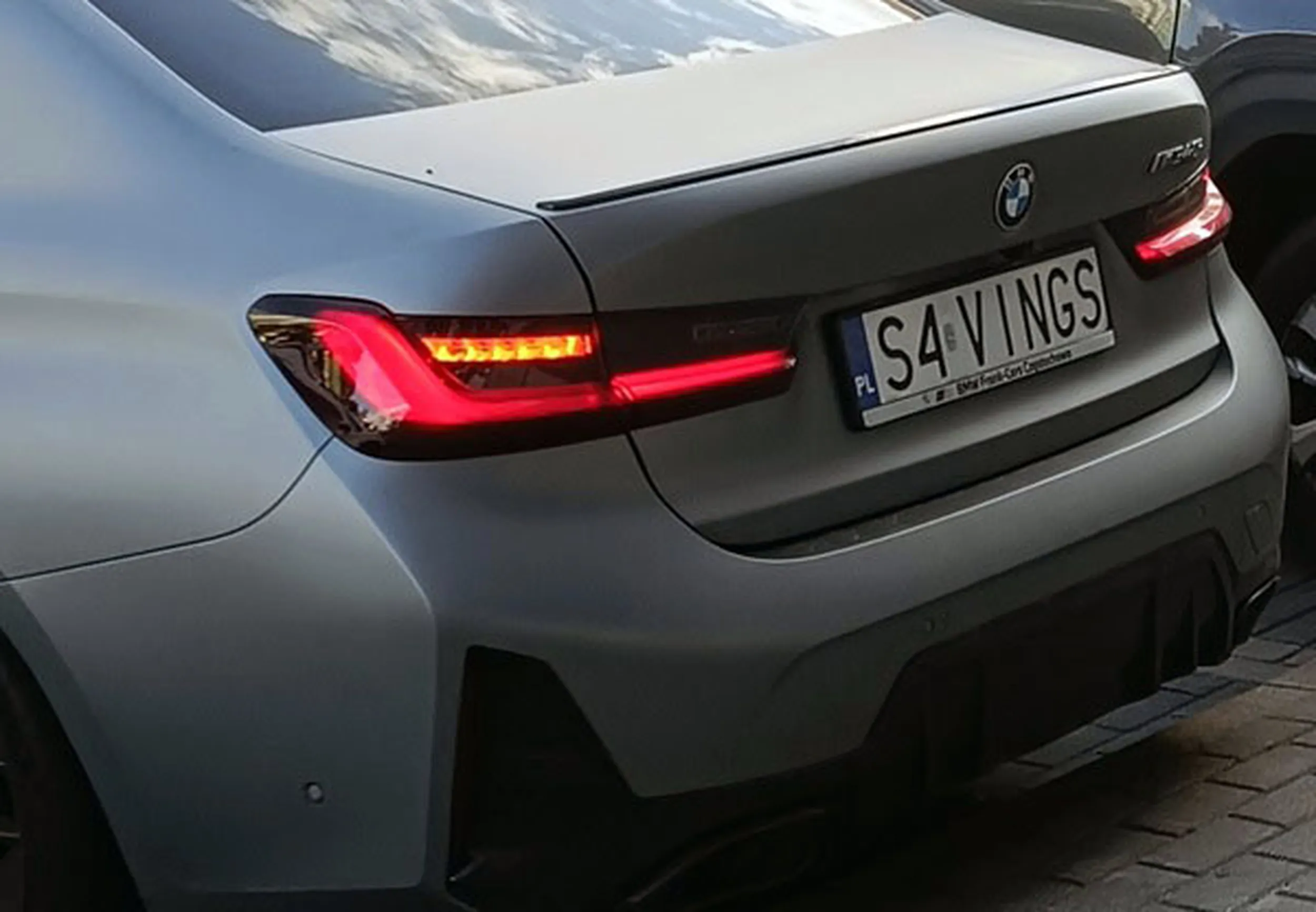 Fajny numer, blacha S4 VINGS