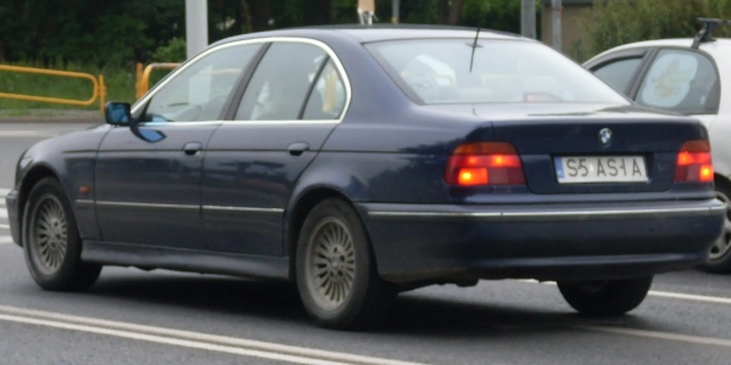 Fajny numer, blacha S5 ASIA