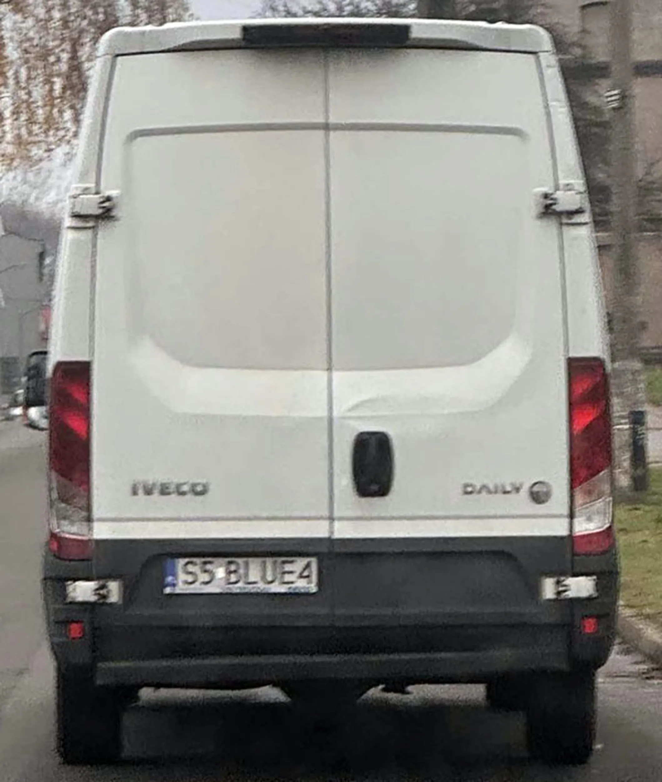 Fajny numer, blacha S5 BLUE4