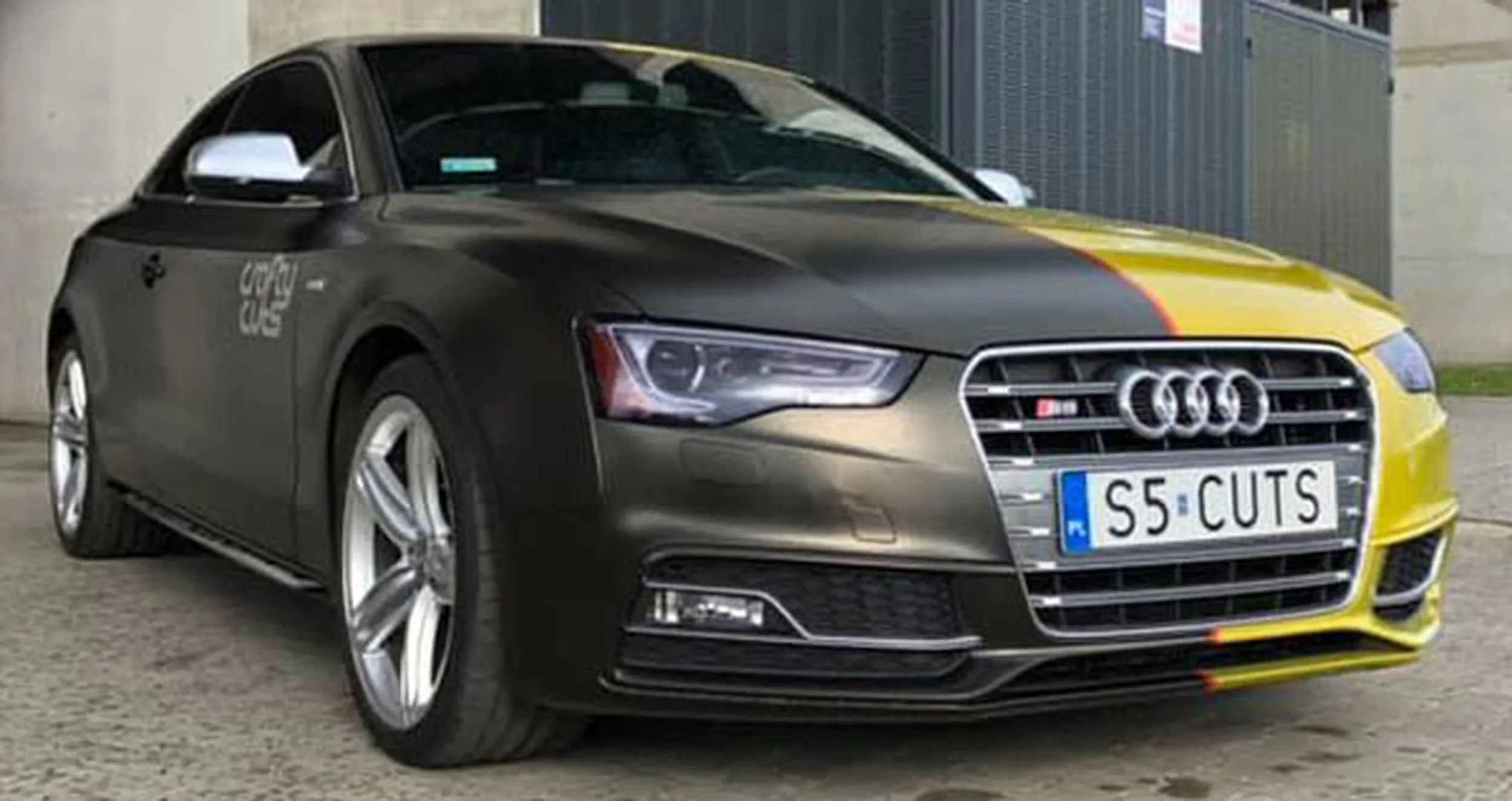 Fajny numer, blacha S5 CUTS