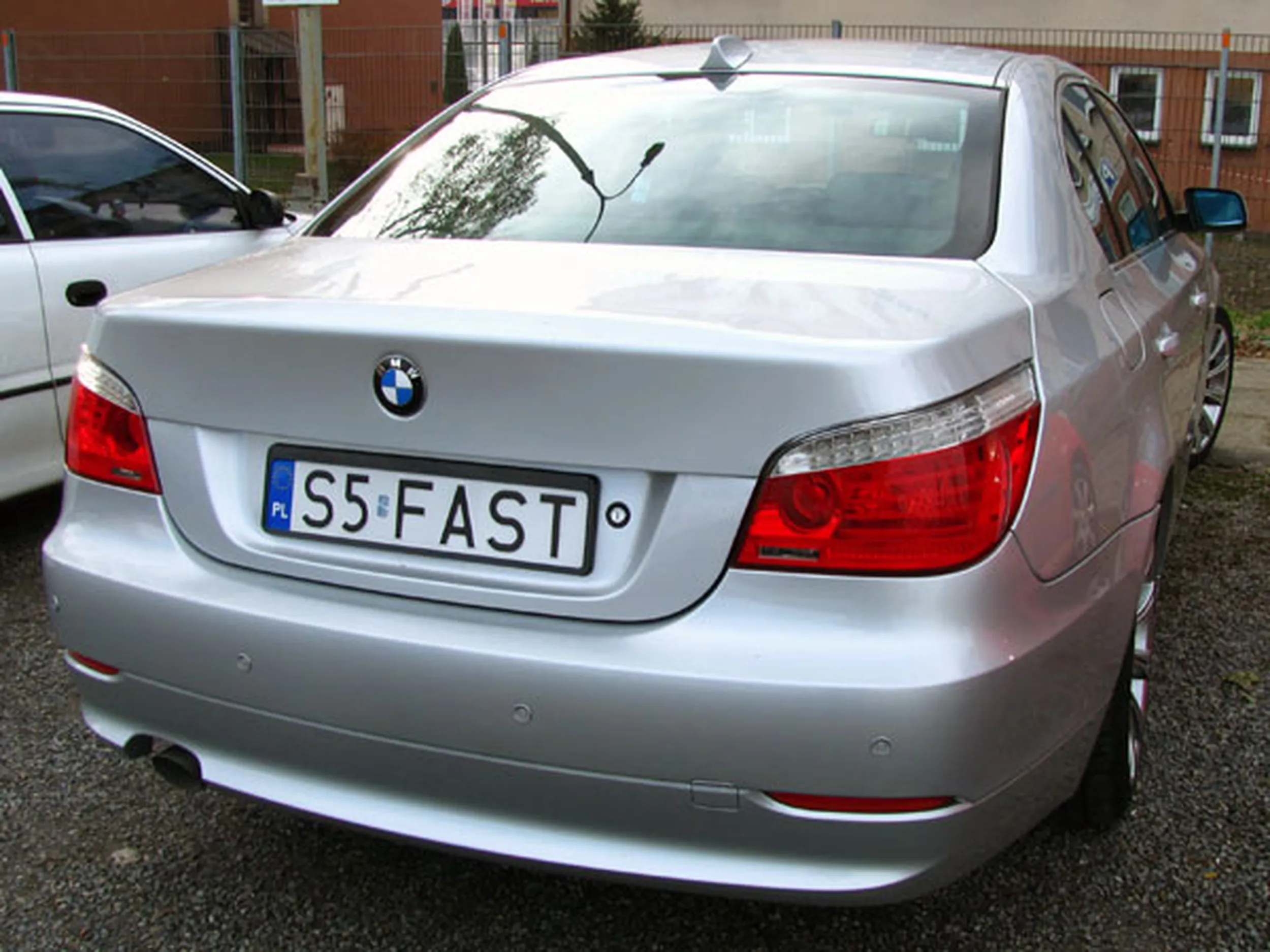 Fajny numer, blacha S5 FAST