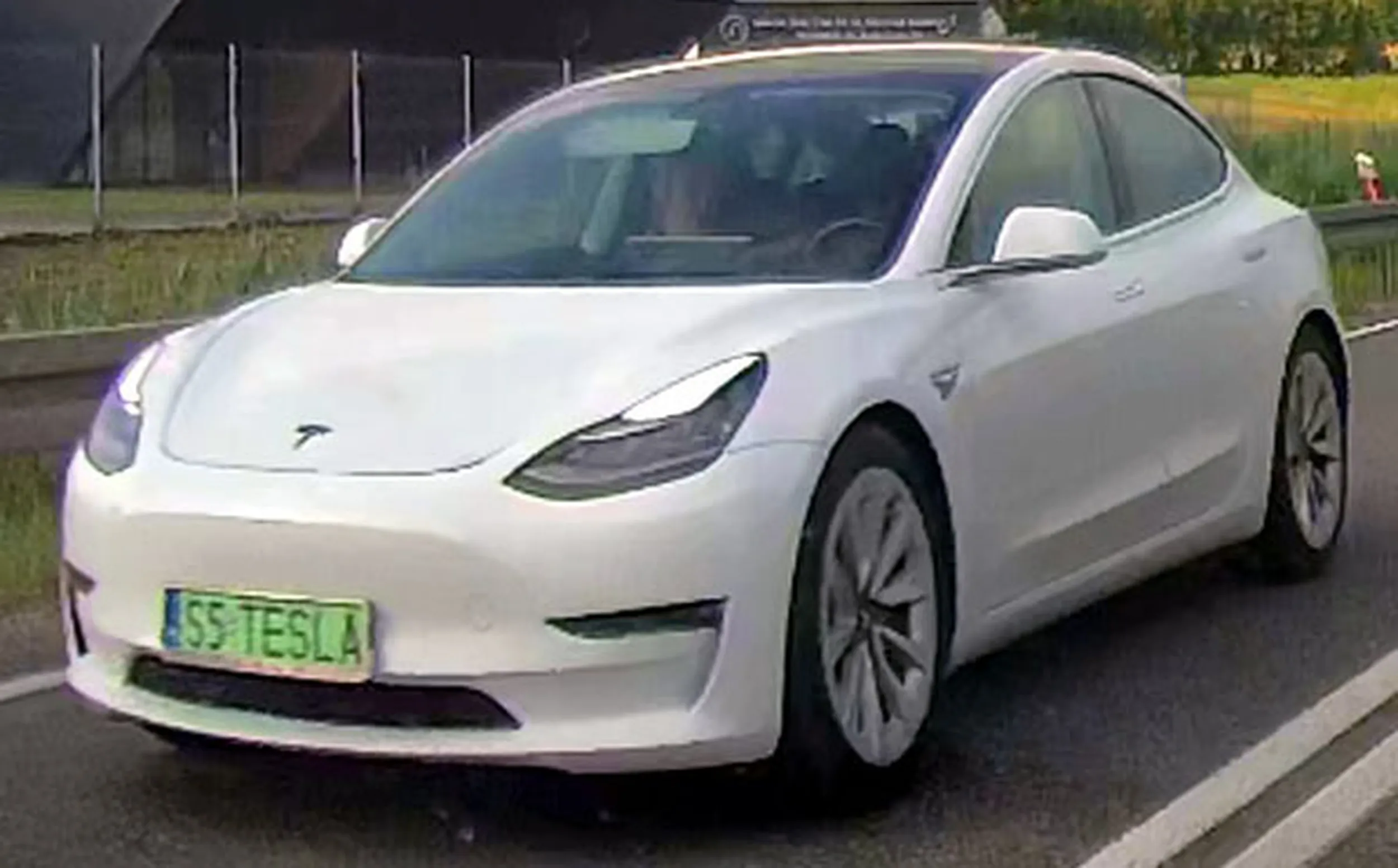 Fajny numer, blacha S5 TESLA