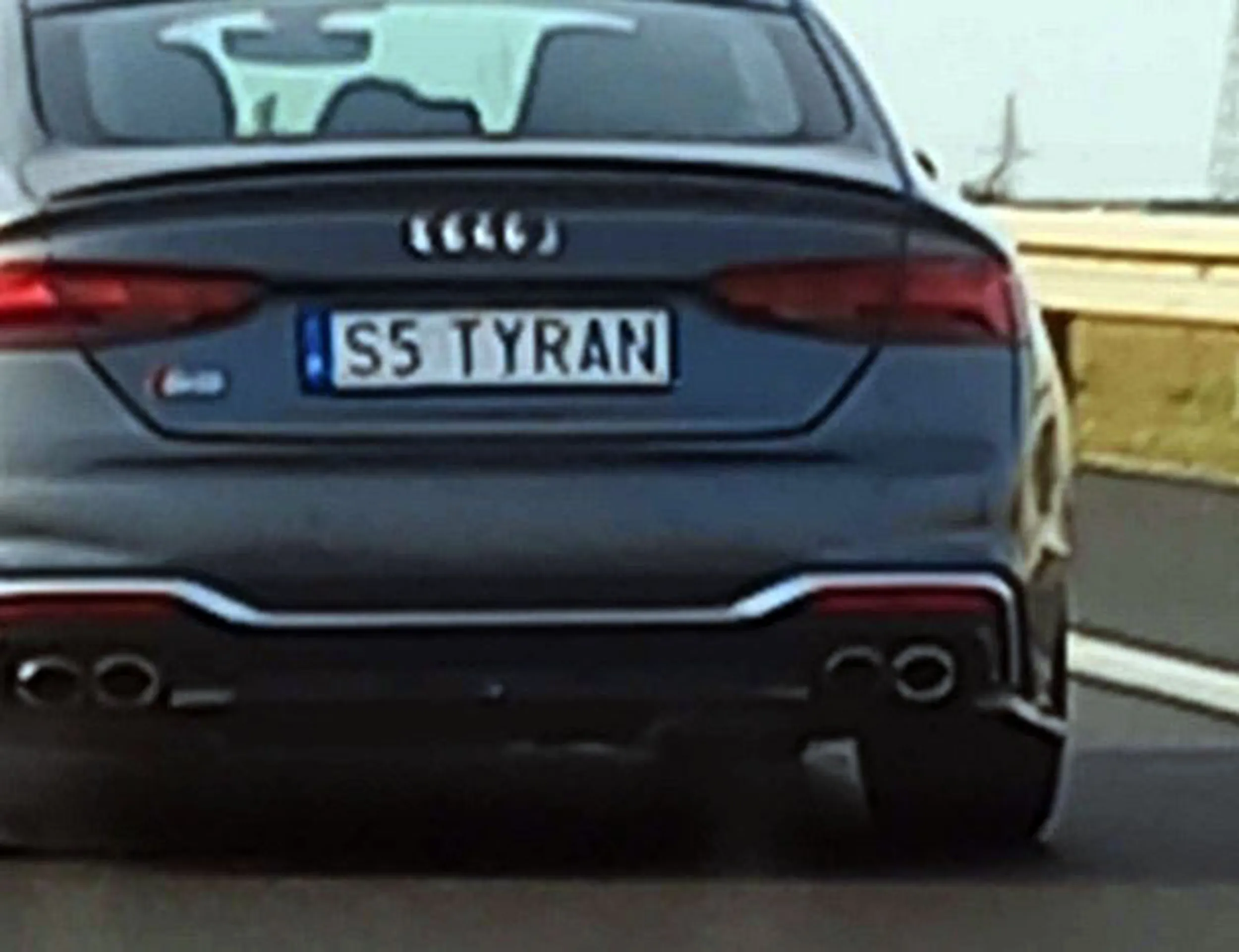 Fajny numer, blacha S5 TYRAN