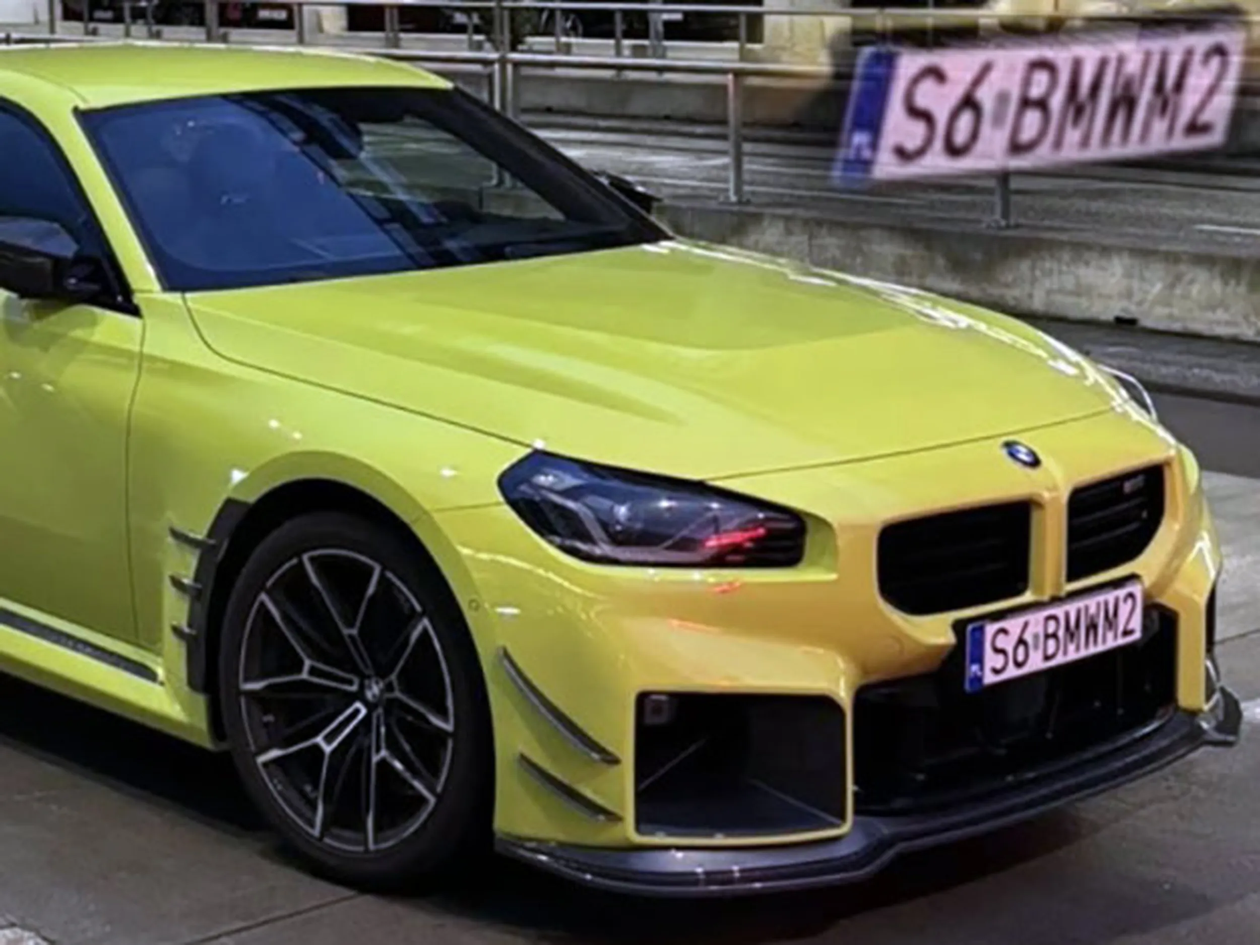 Fajny numer, blacha S6 BMWM2