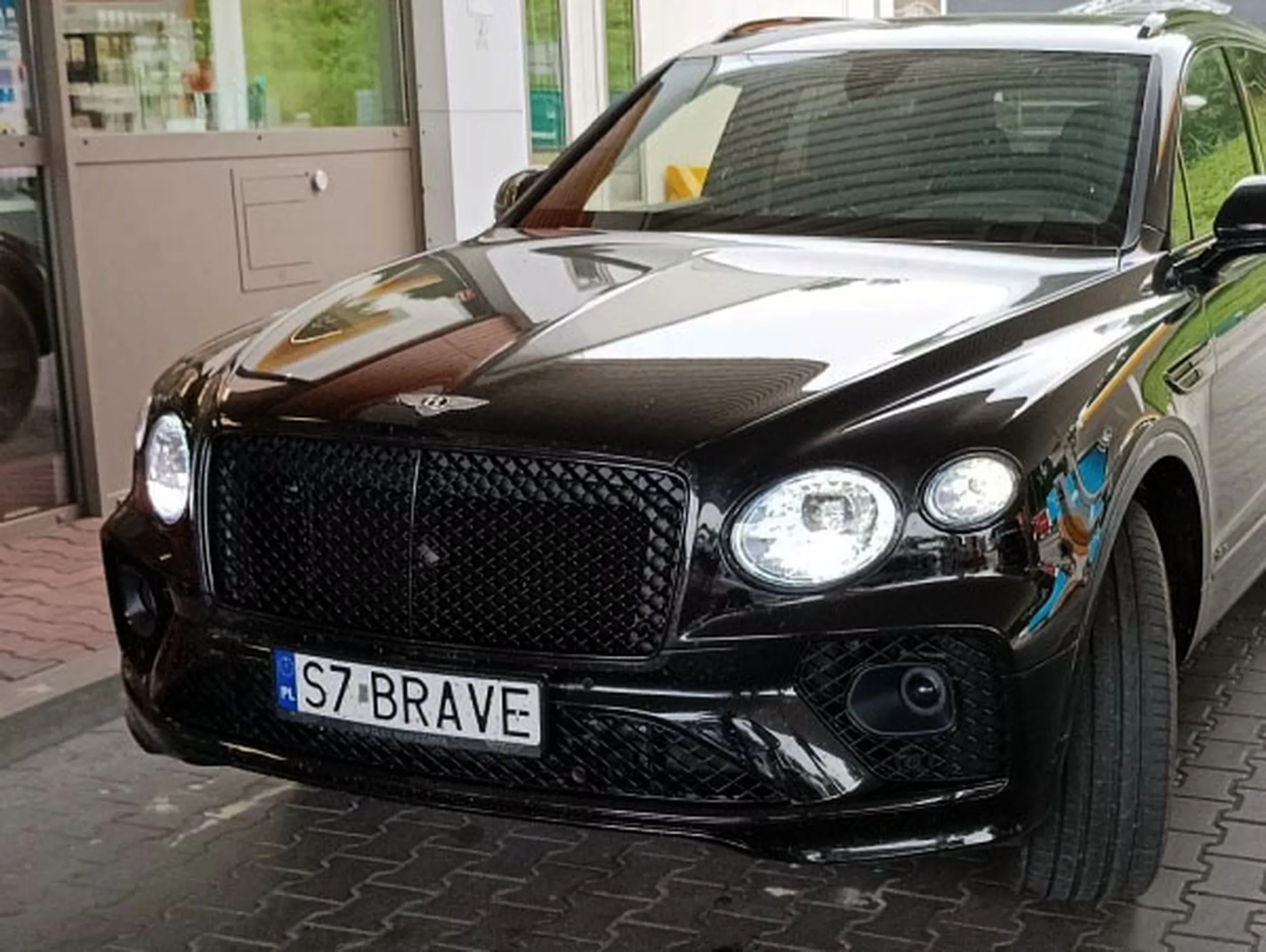 Fajny numer, blacha S7 BRAVE