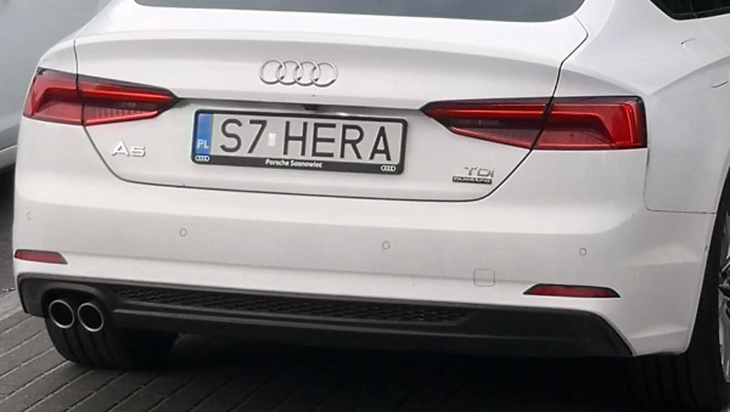 Fajny numer, blacha S7 HERA