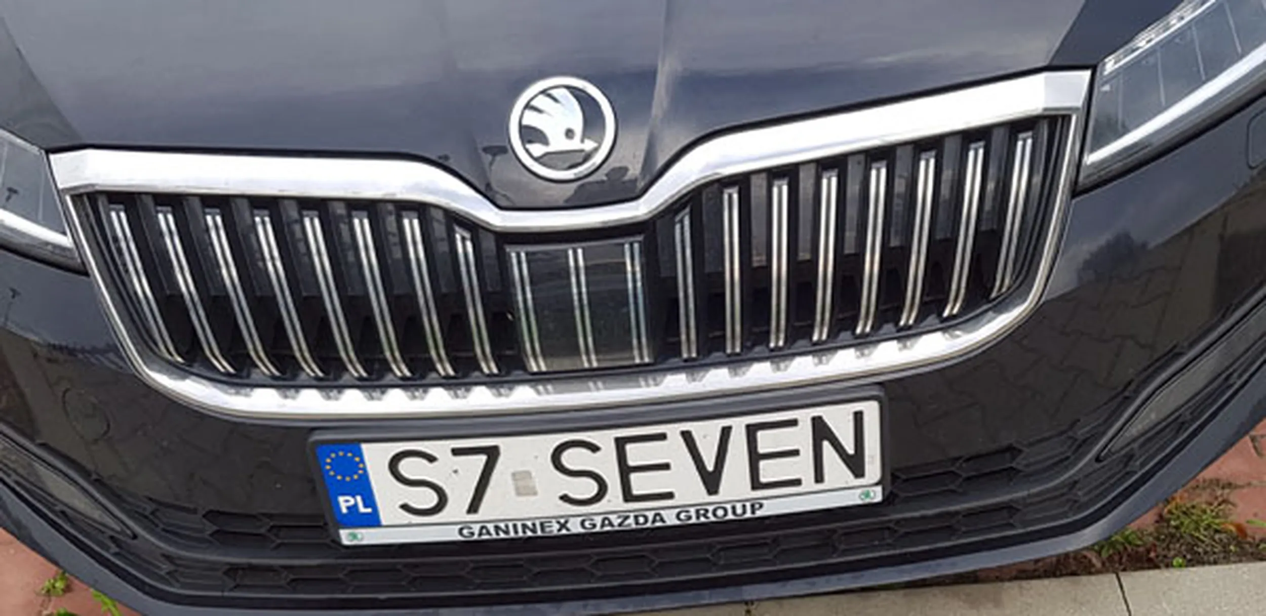 Fajny numer, blacha S7 SEVEN