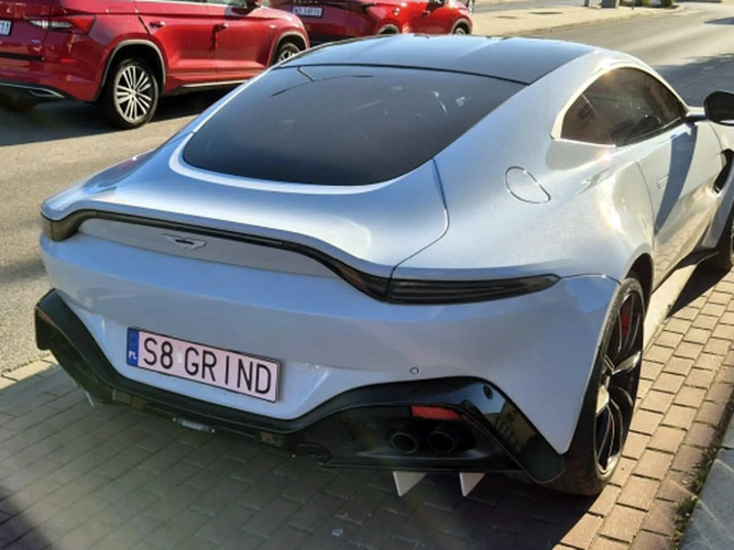 Fajny numer, blacha S8 GRIND