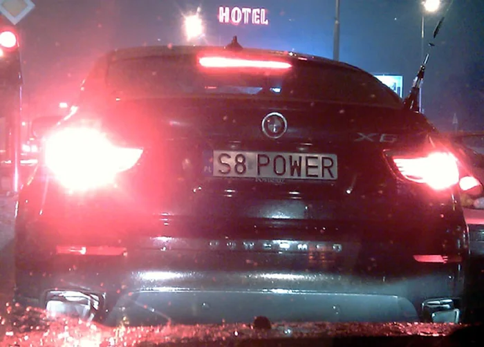 Fajny numer, blacha S8 POWER