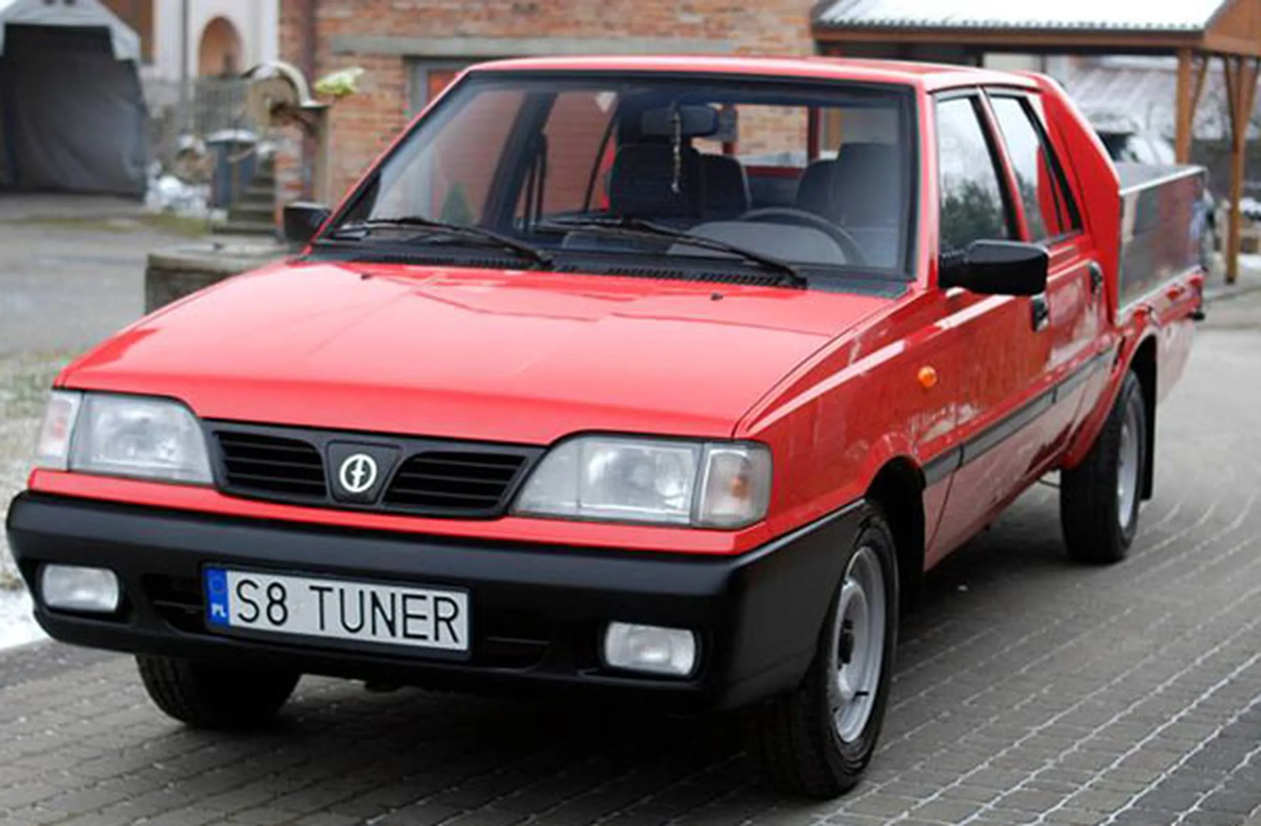 Fajny numer, blacha S8 TUNER