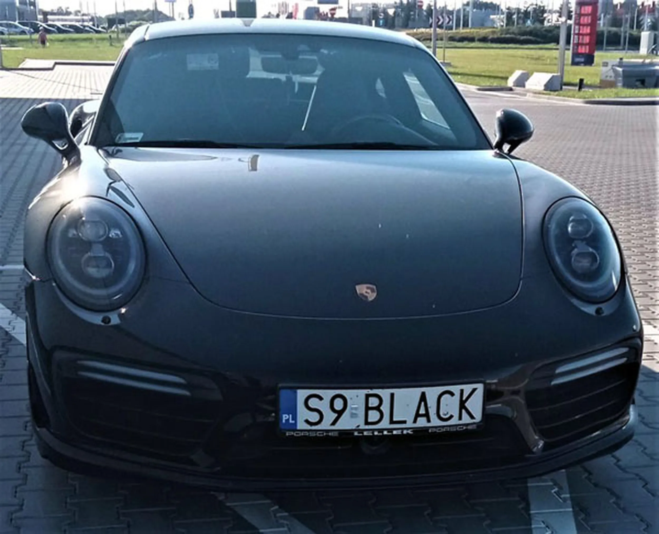 Fajny numer, blacha S9 BLACK