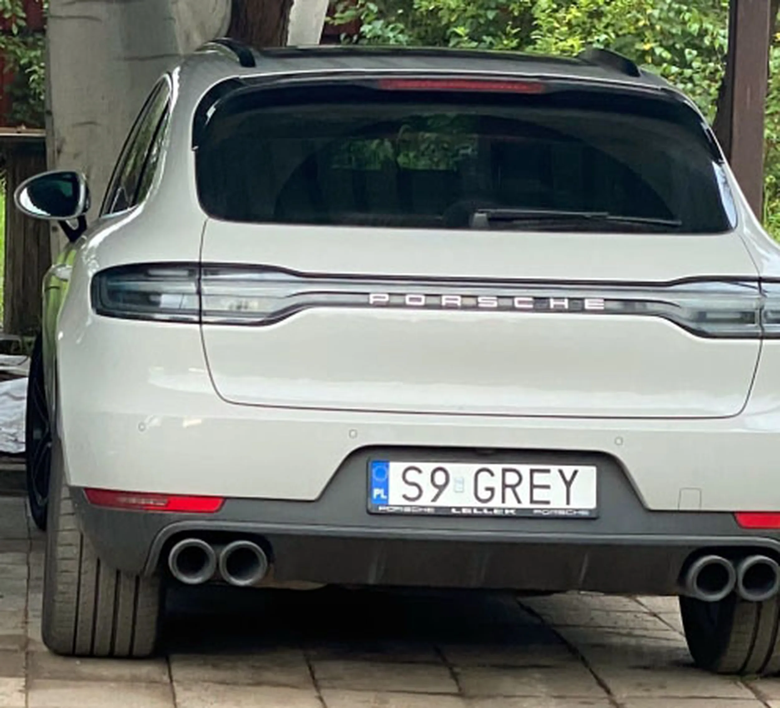 Fajny numer, blacha S9 GREY