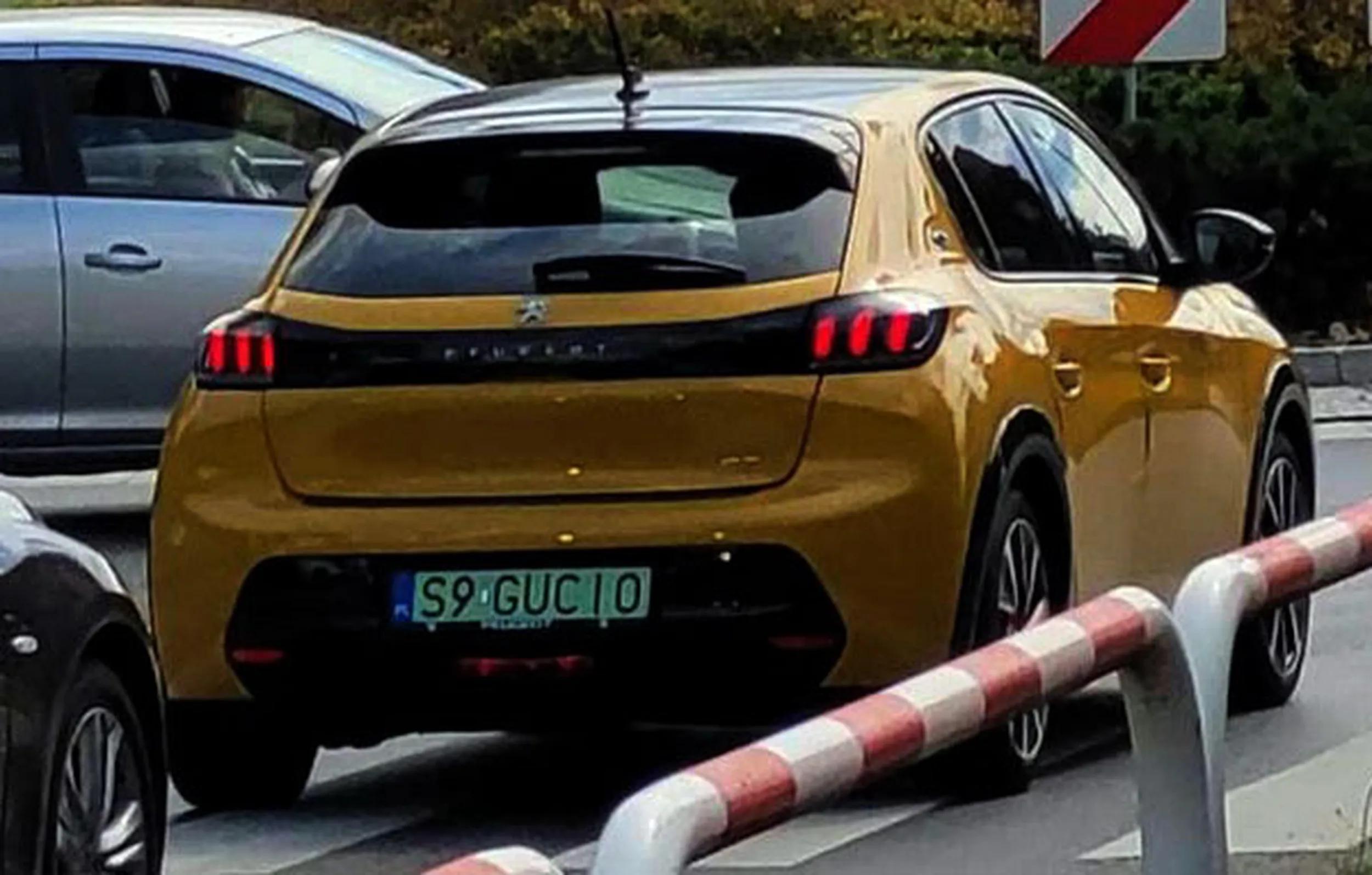 Fajny numer, blacha S9 GUCIO