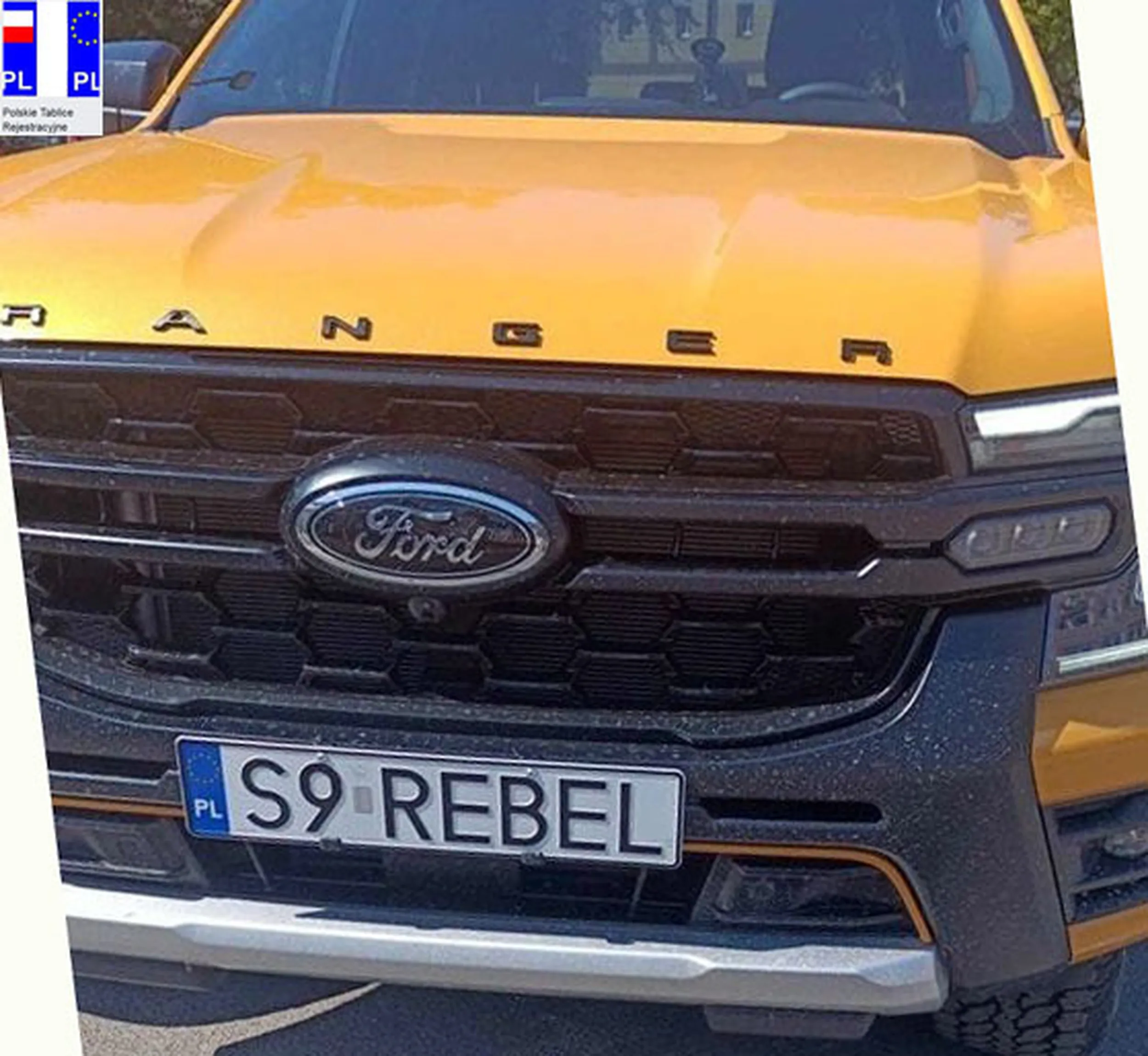 Fajny numer, blacha S9 REBEL