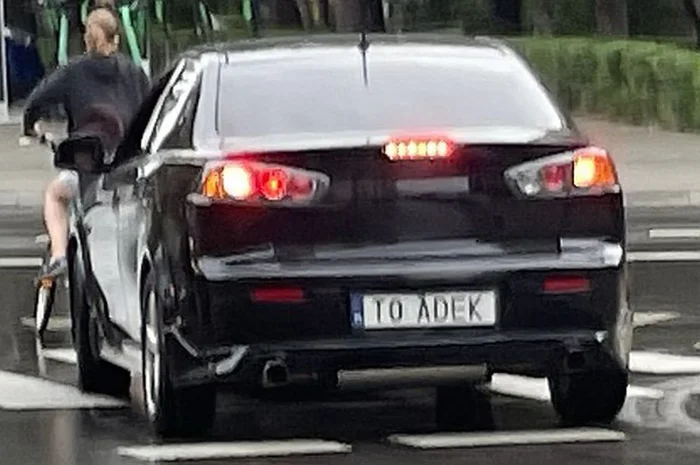 Fajny numer, blacha T0 ADEK