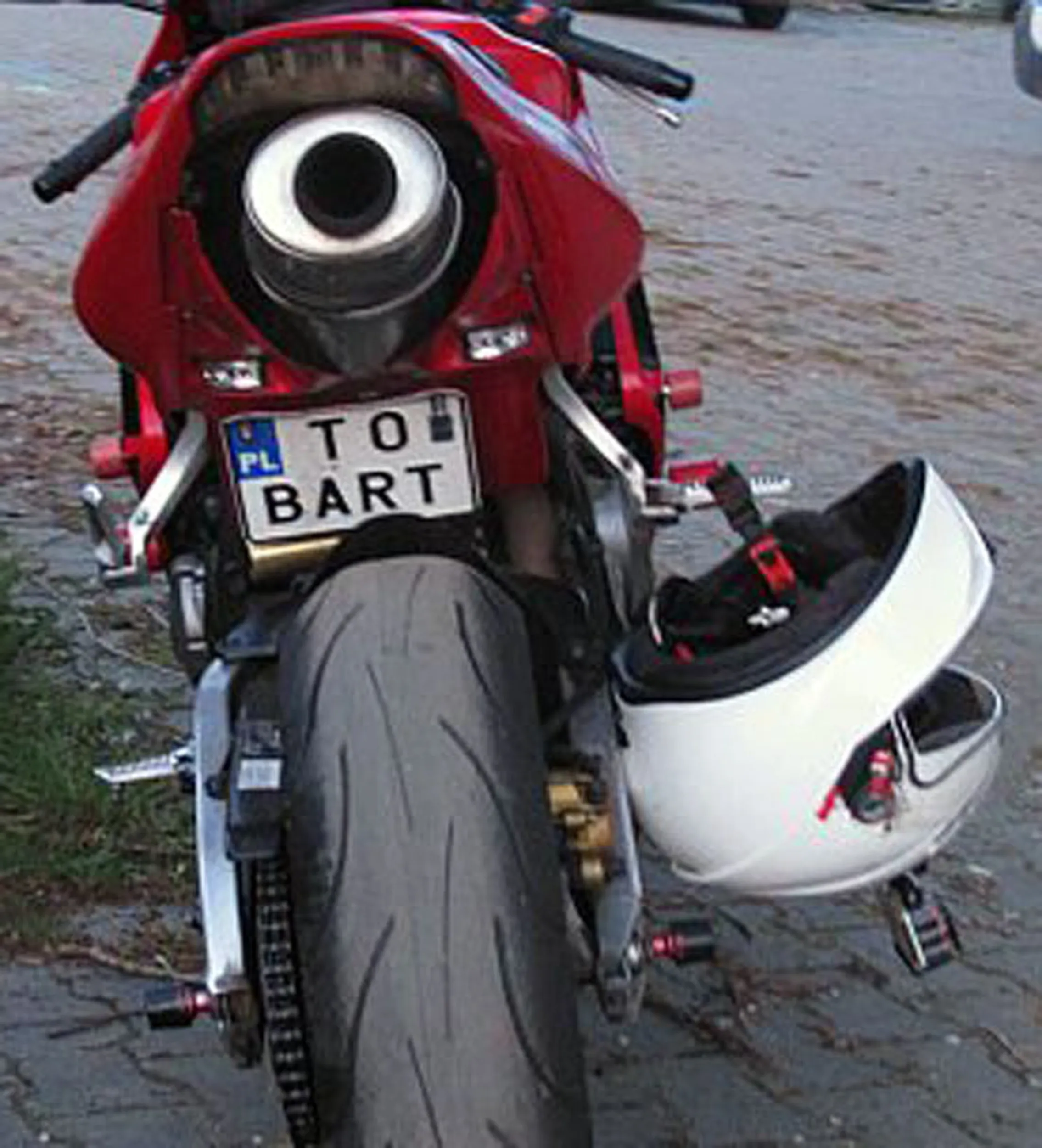 Fajny numer, blacha T0 BART