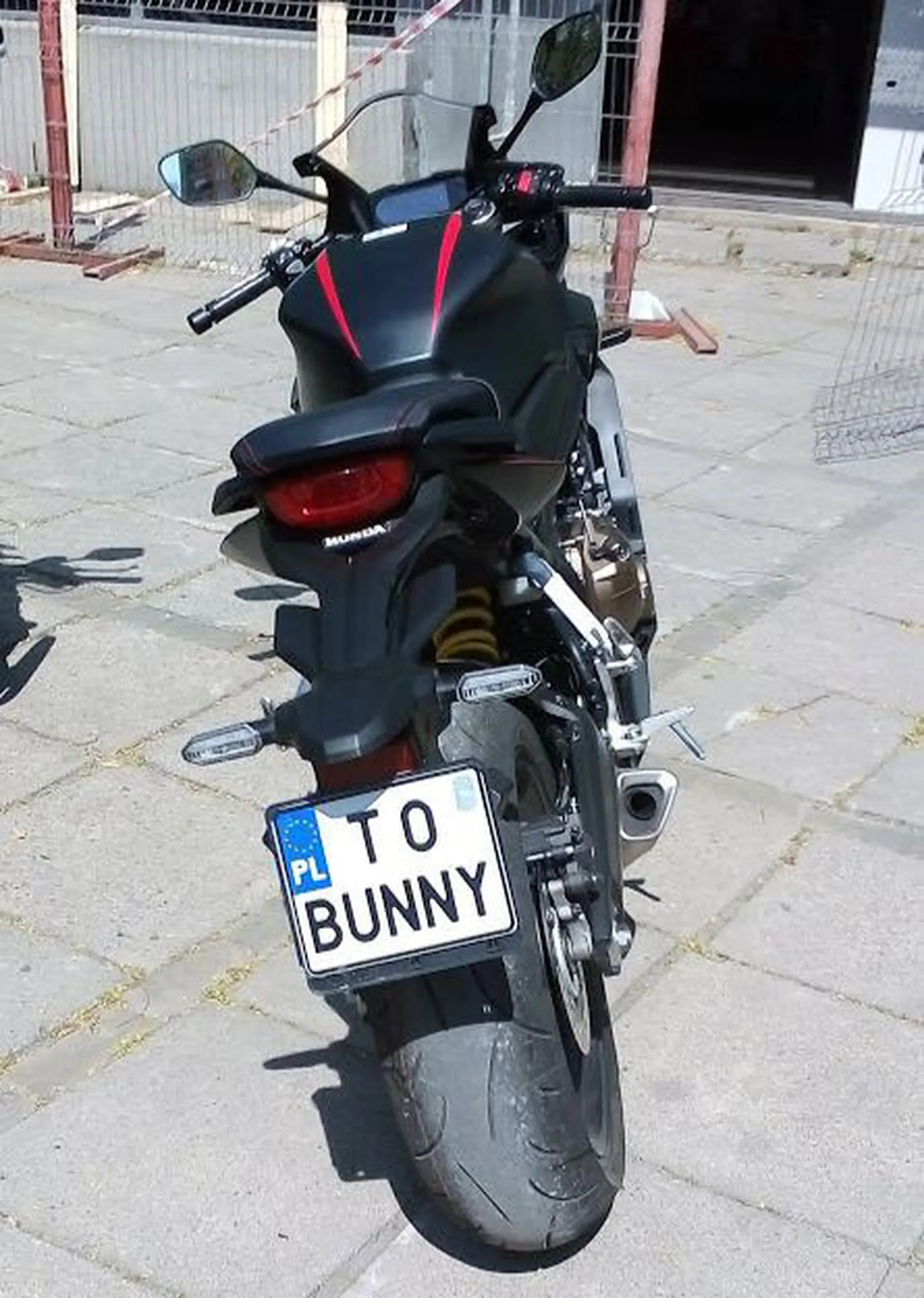 Fajny numer, blacha T0 BUNNY
