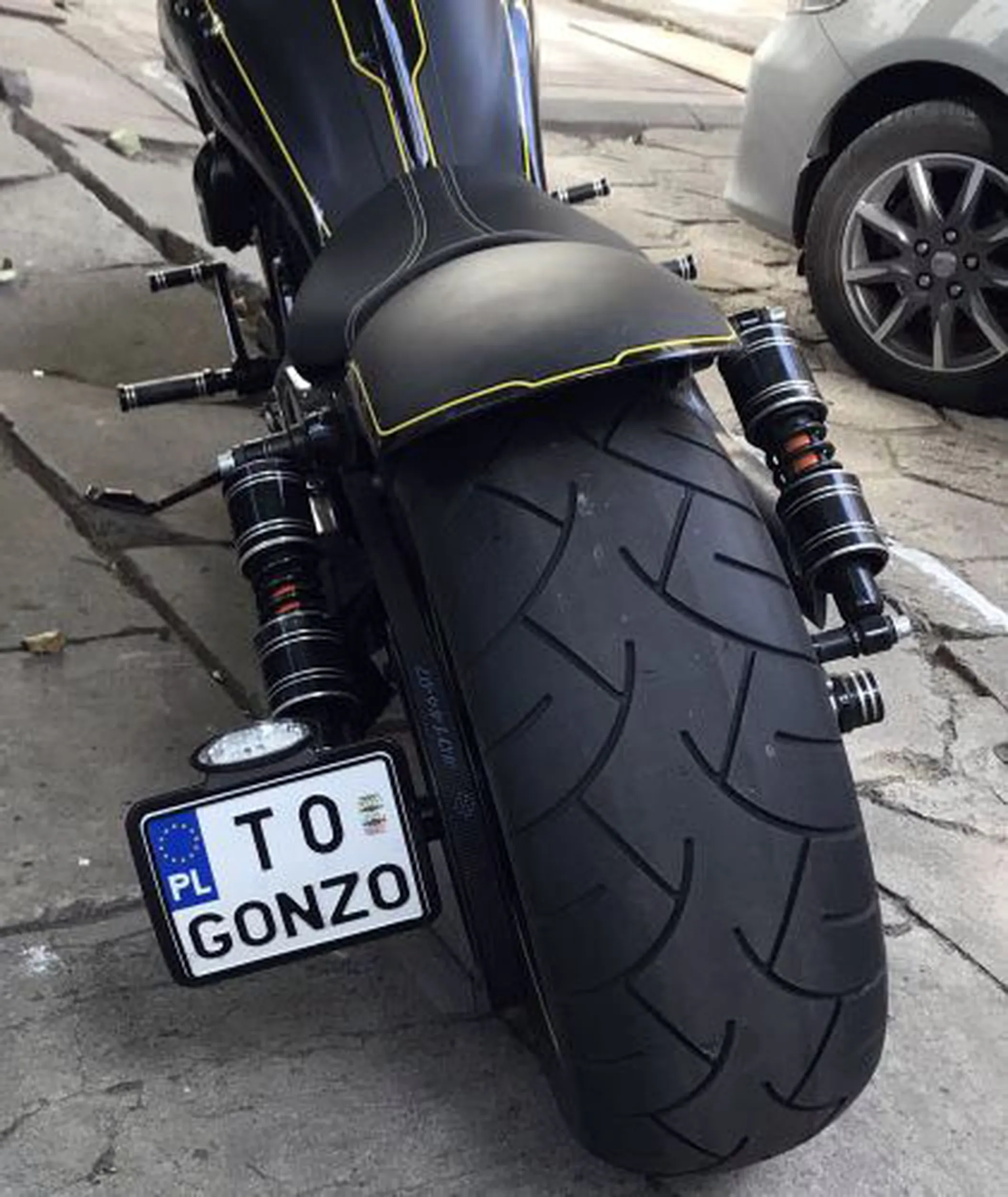 Fajny numer, blacha T0 GONZO