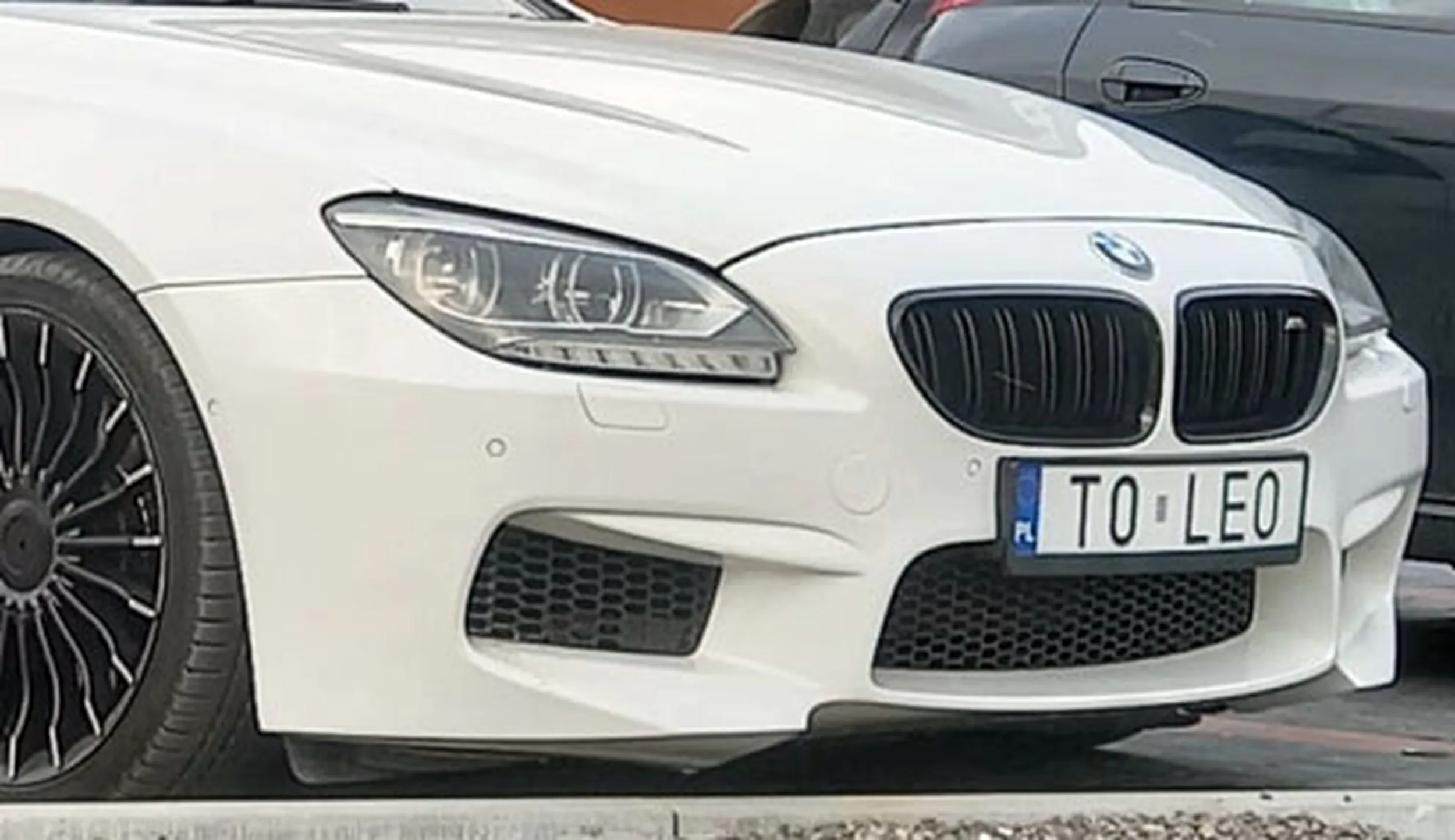 Fajny numer, blacha T0 LEO