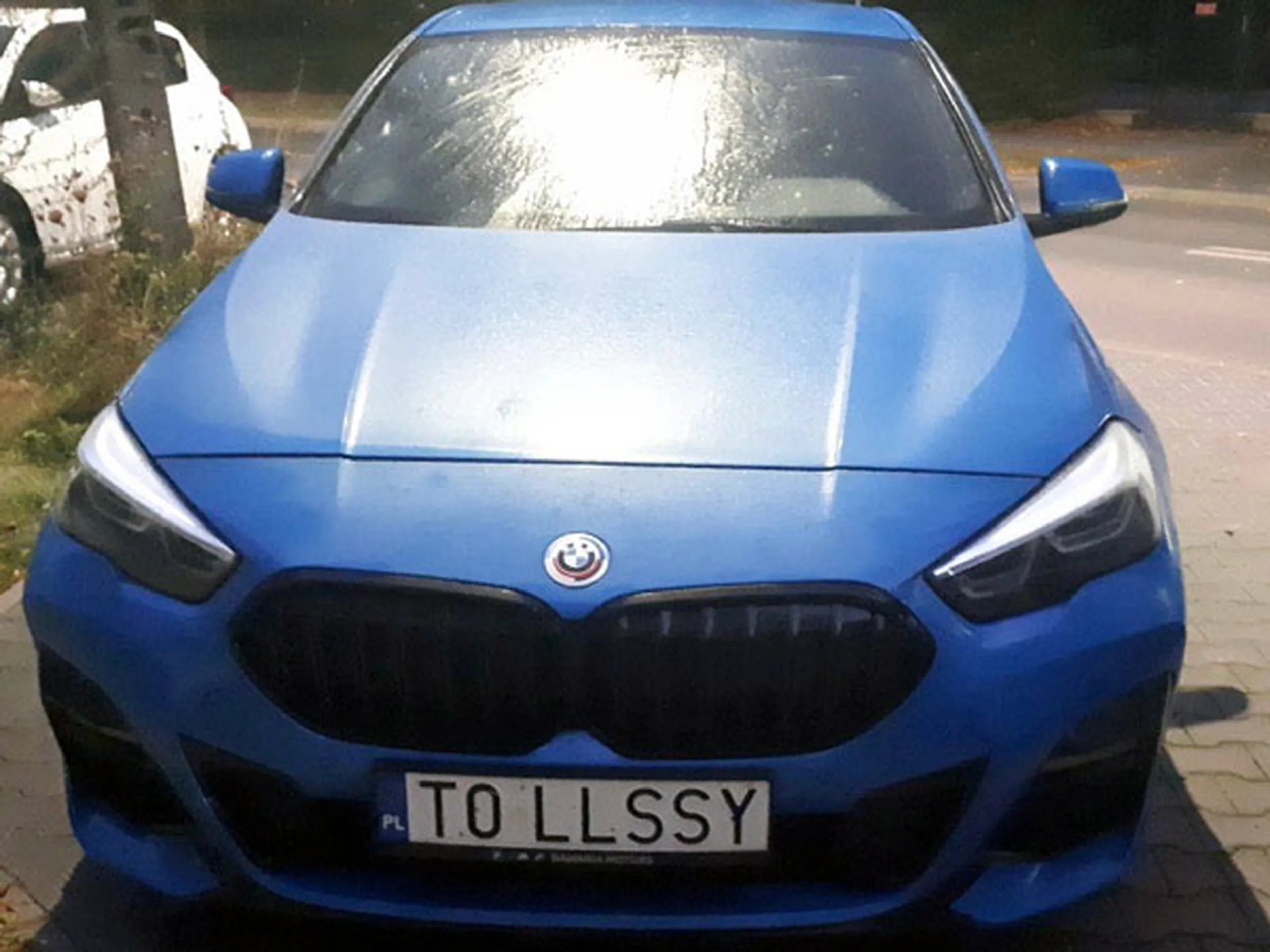 Fajny numer, blacha T0 LLSSY