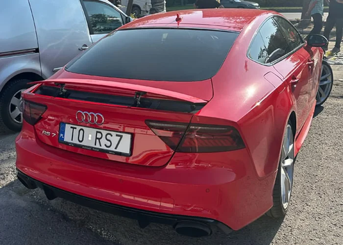 Fajny numer, blacha T0 RS7