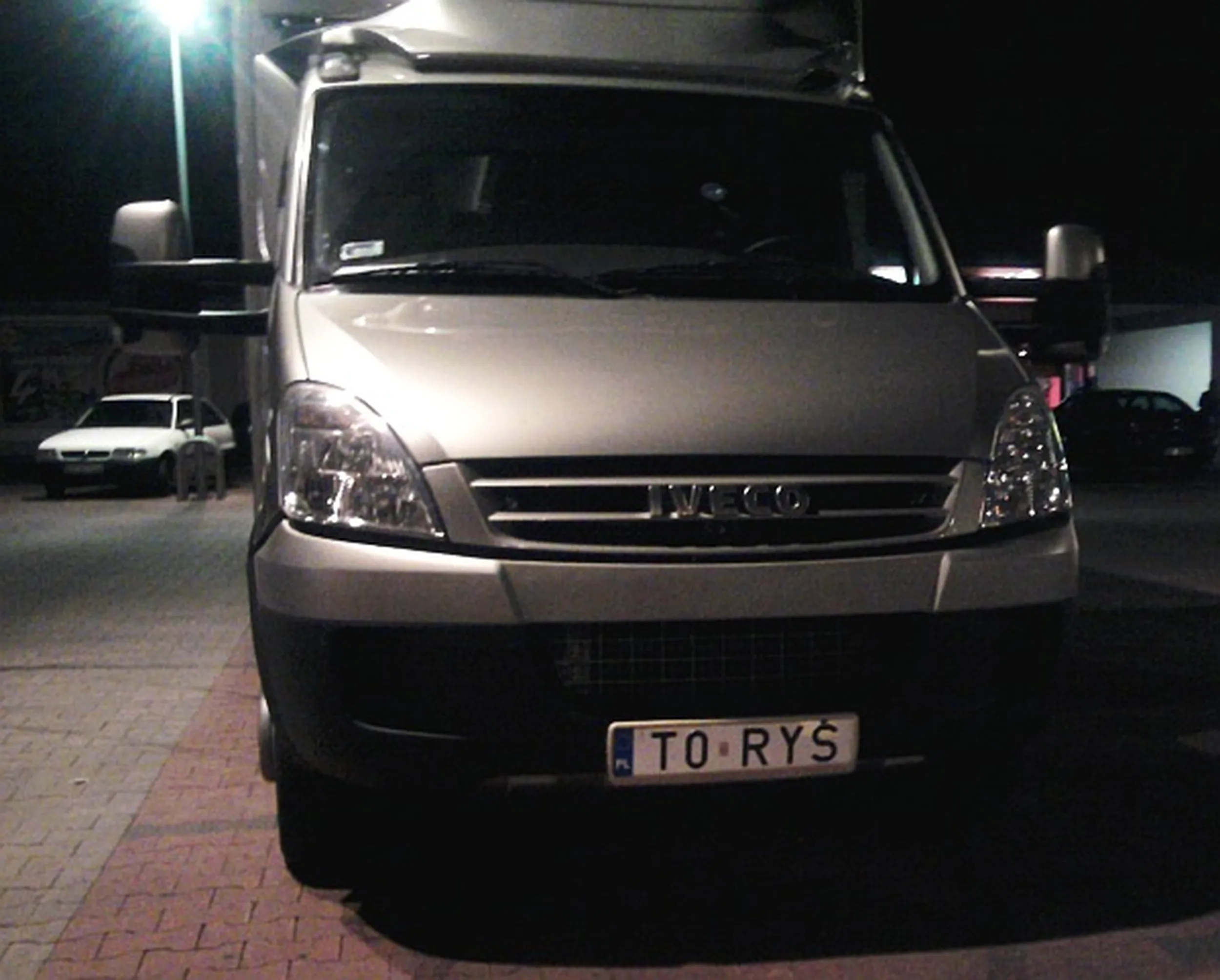 Fajny numer, blacha T0 RYS